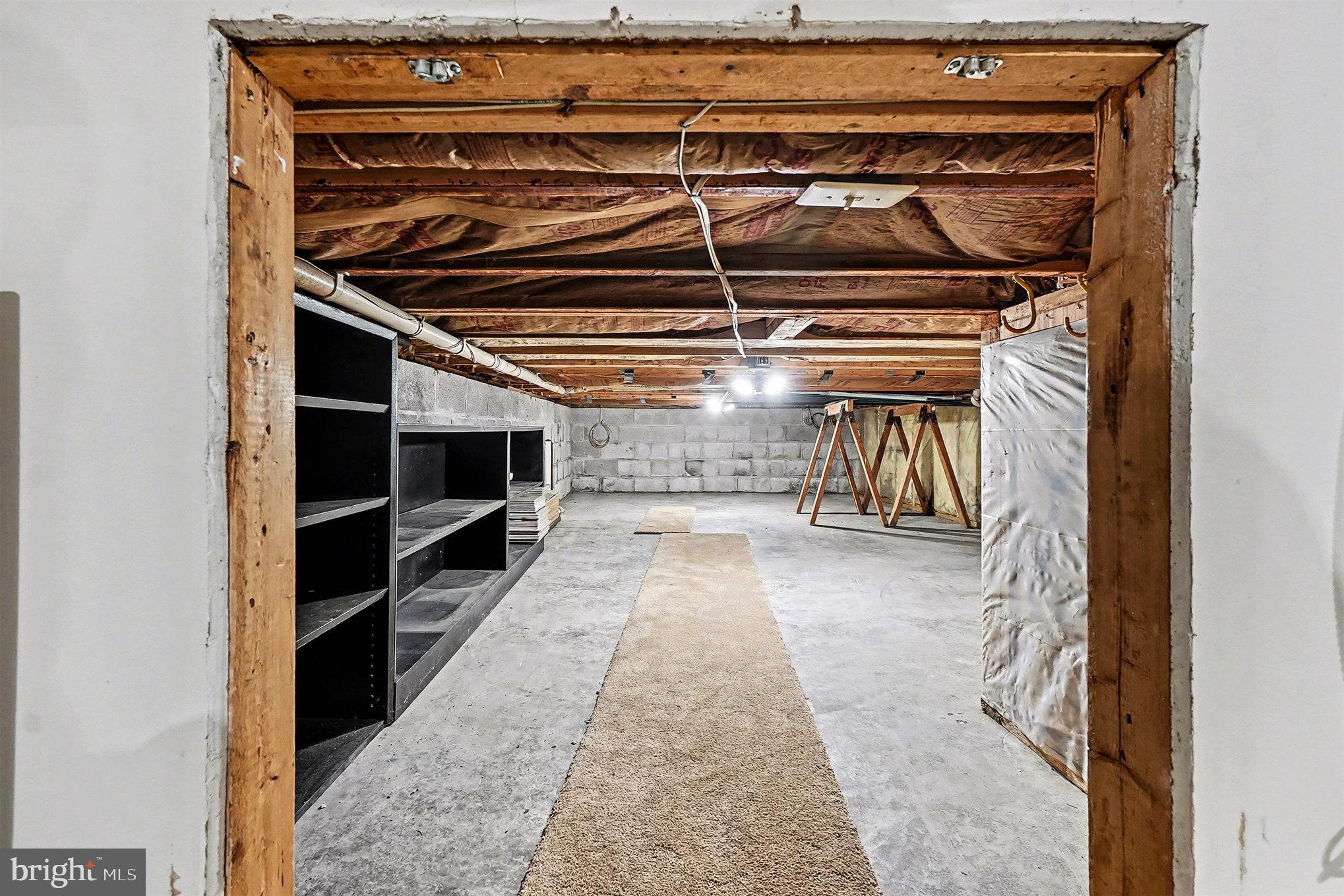 SENECA GARDENS - Residential