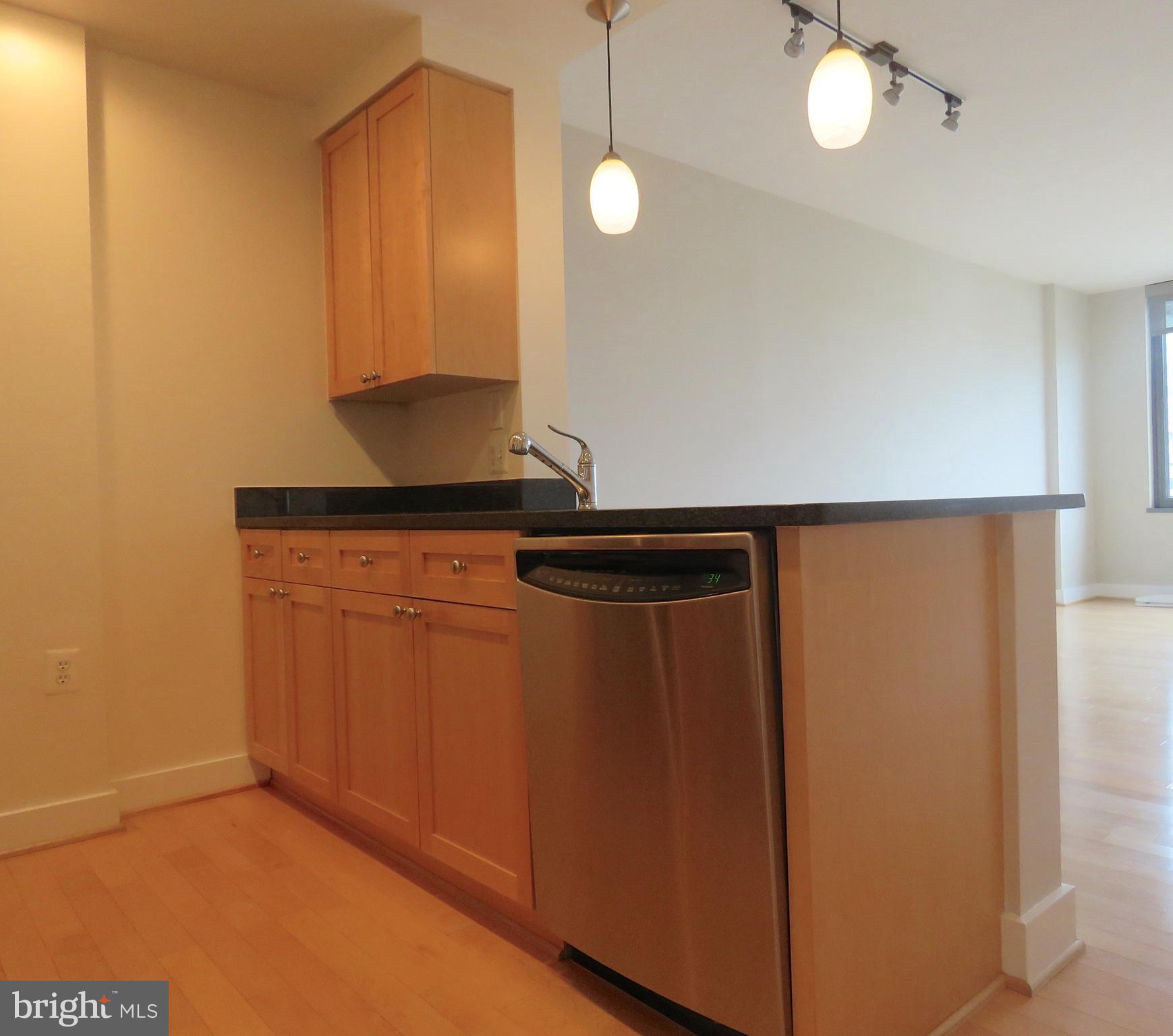 ODYSSEY - Residential Lease