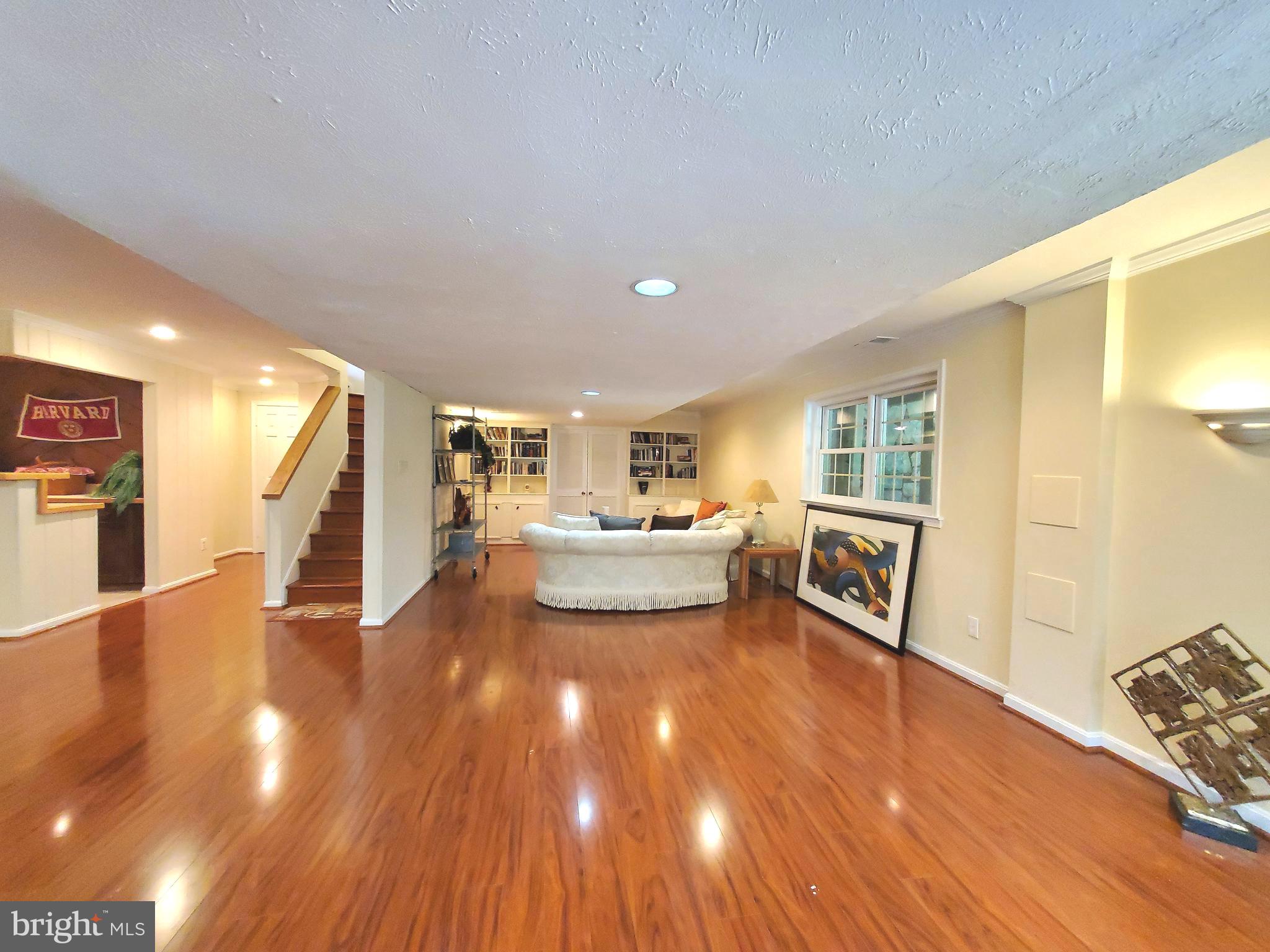 TIMBERLY - Residential