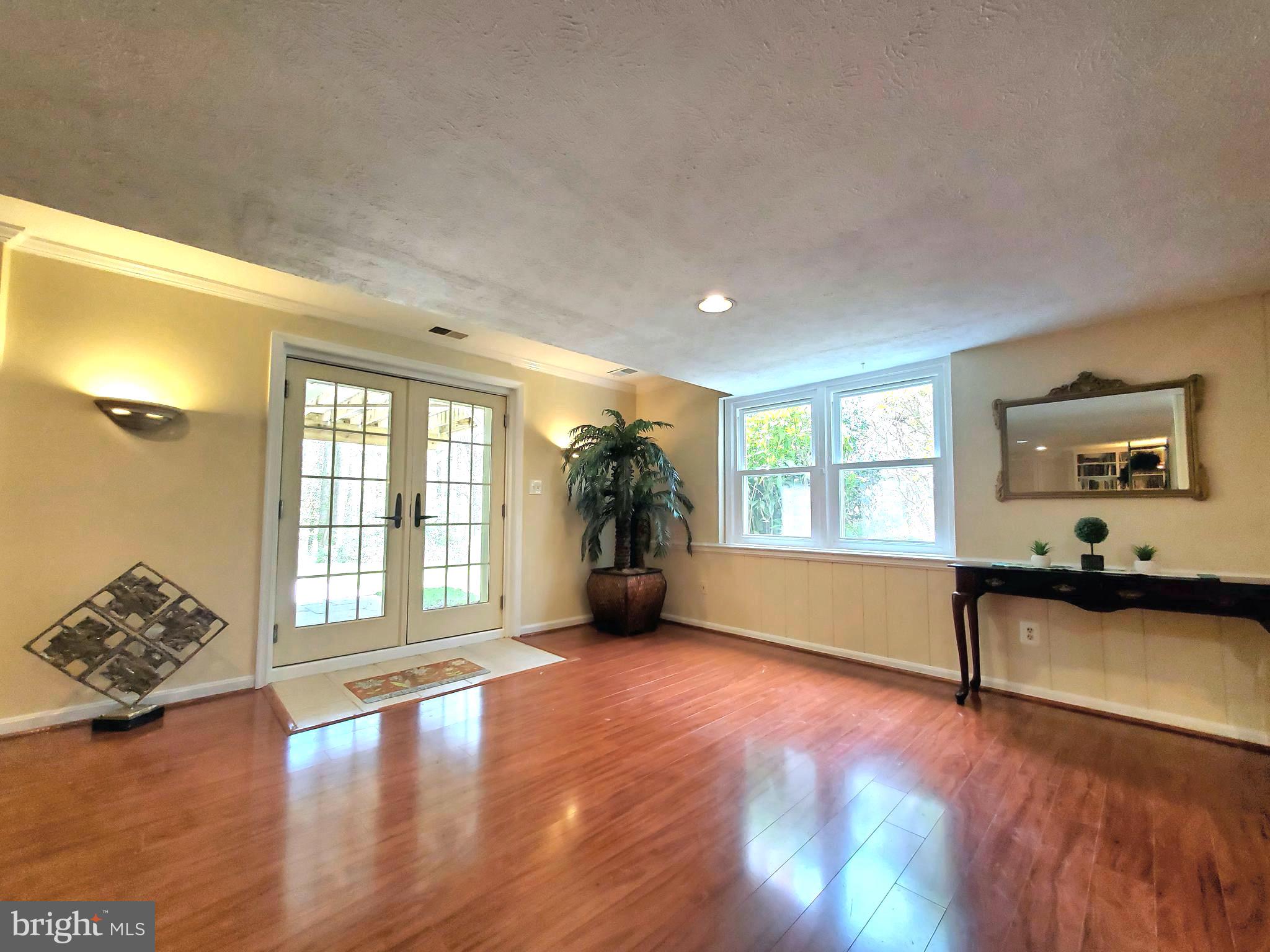 TIMBERLY - Residential