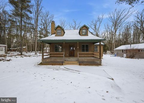 25 5TH STREET HAWLEY PA 18428