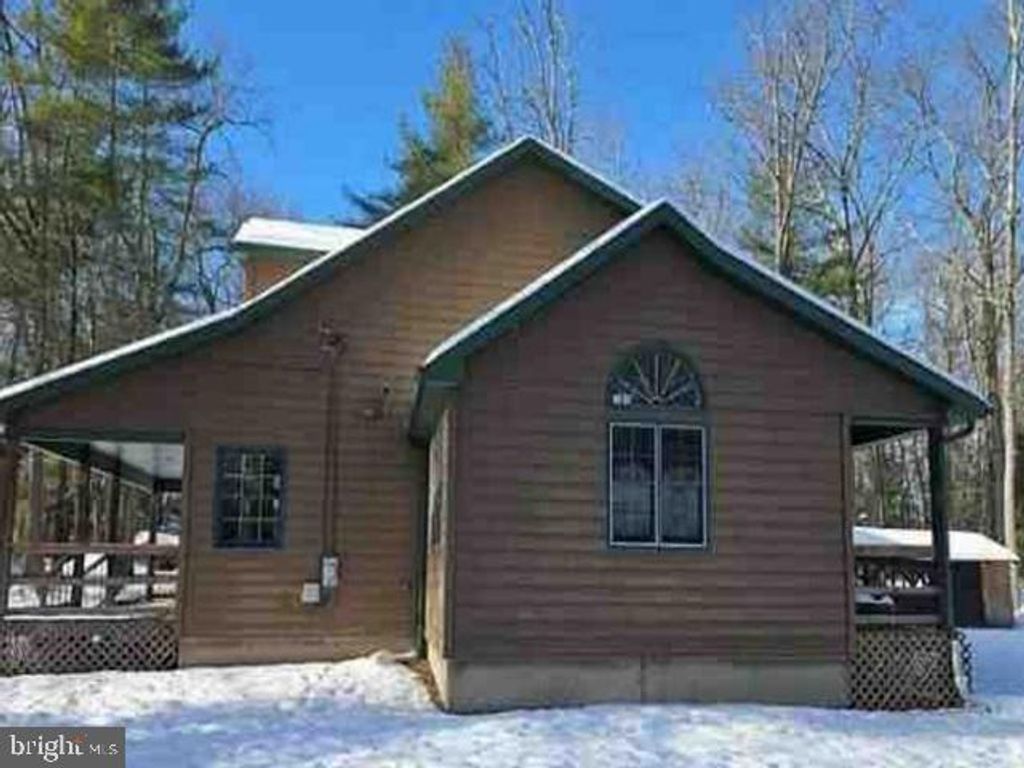 Photo of 25 5th Street, HAWLEY, PA 18428 (MLS # PAWN2000794)