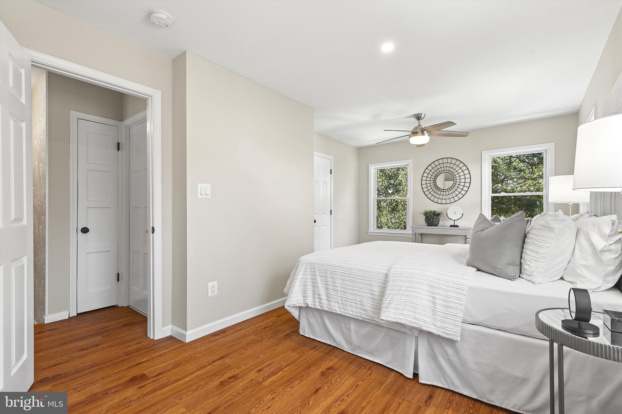 JEFFERSON MANOR - Residential