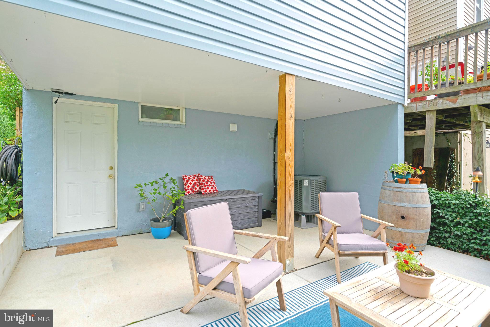 JEFFERSON MANOR - Residential