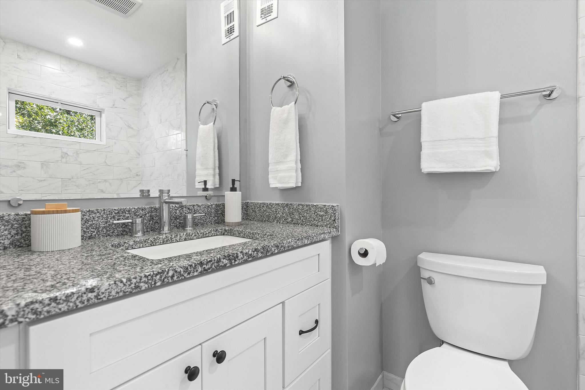 JEFFERSON MANOR - Residential