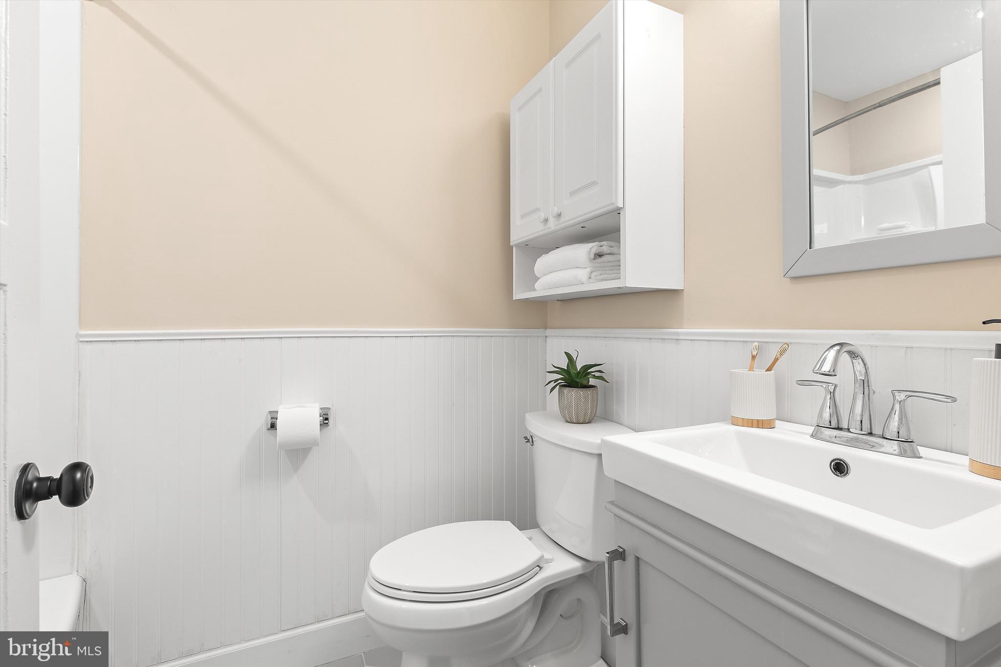 JEFFERSON MANOR - Residential