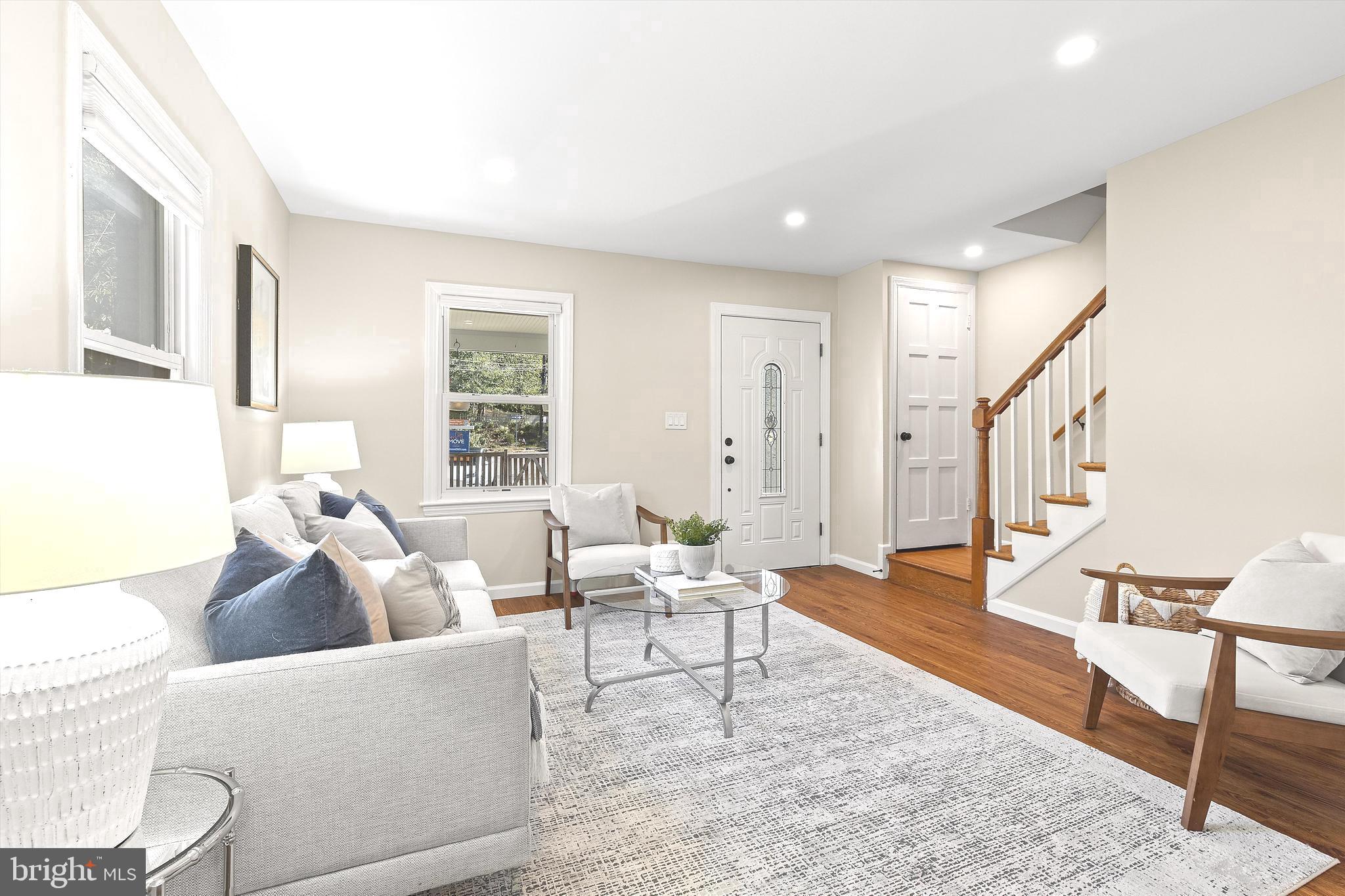 JEFFERSON MANOR - Residential