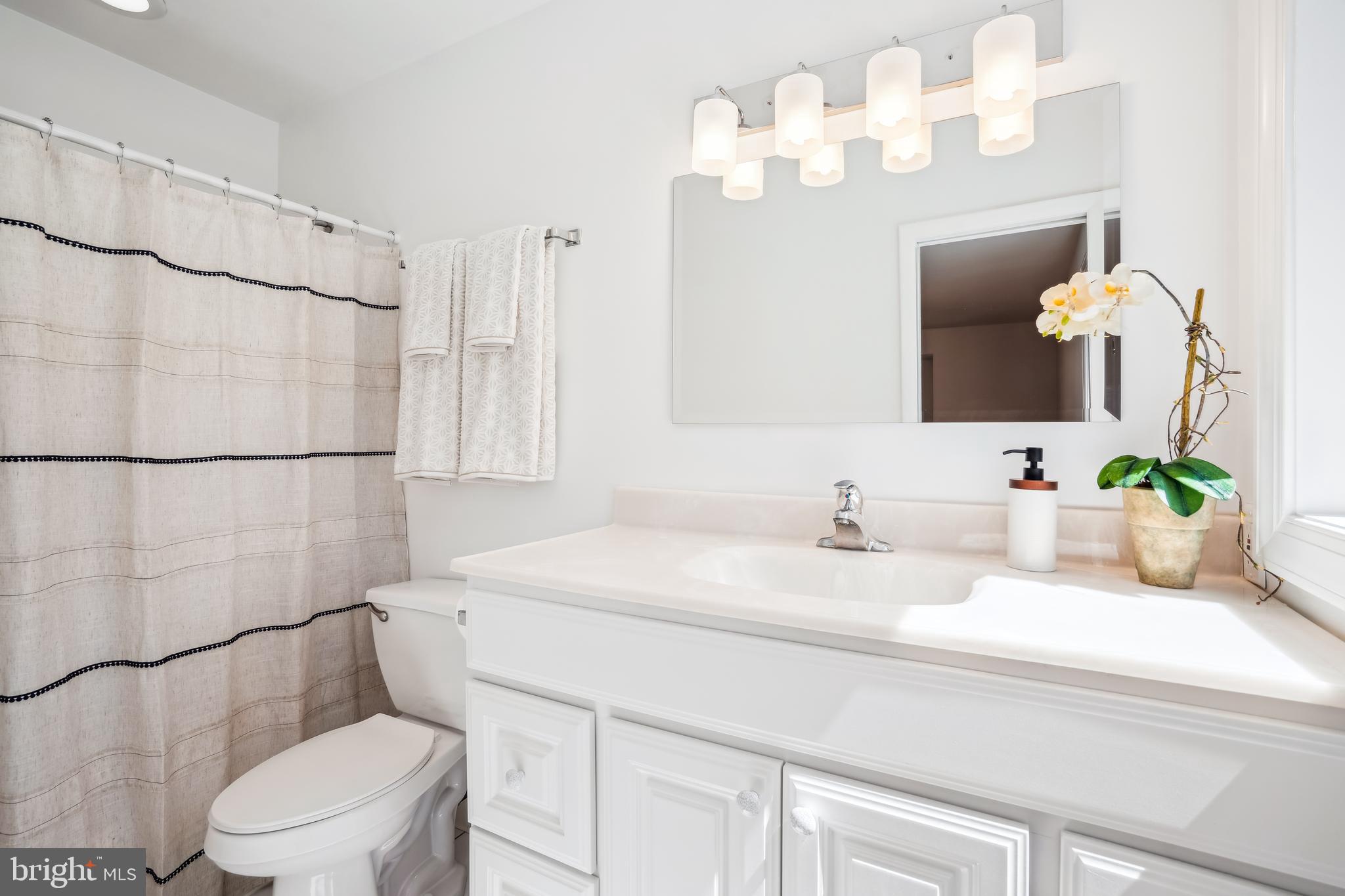 LAVALL - Residential