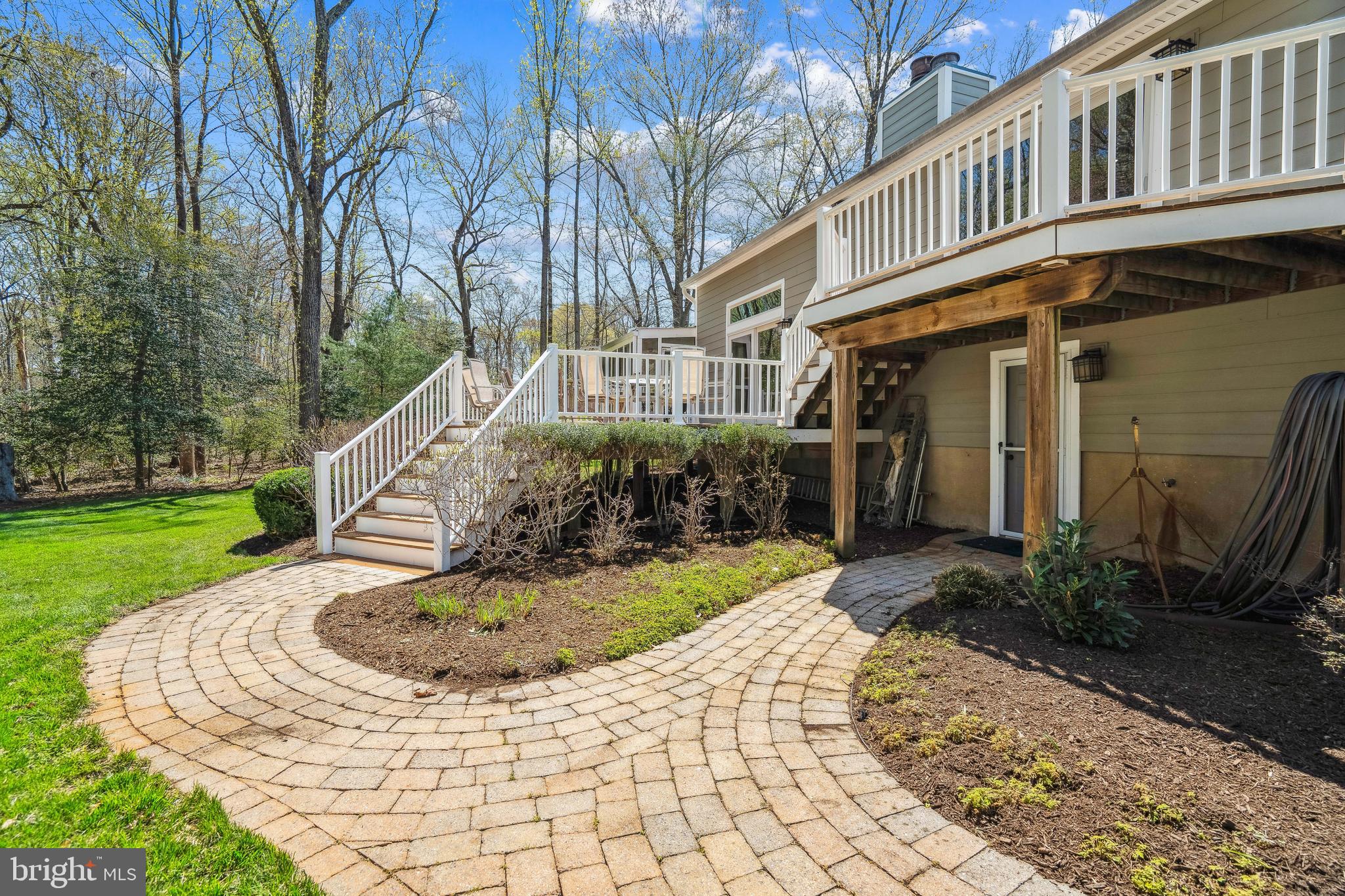 LAVALL - Residential