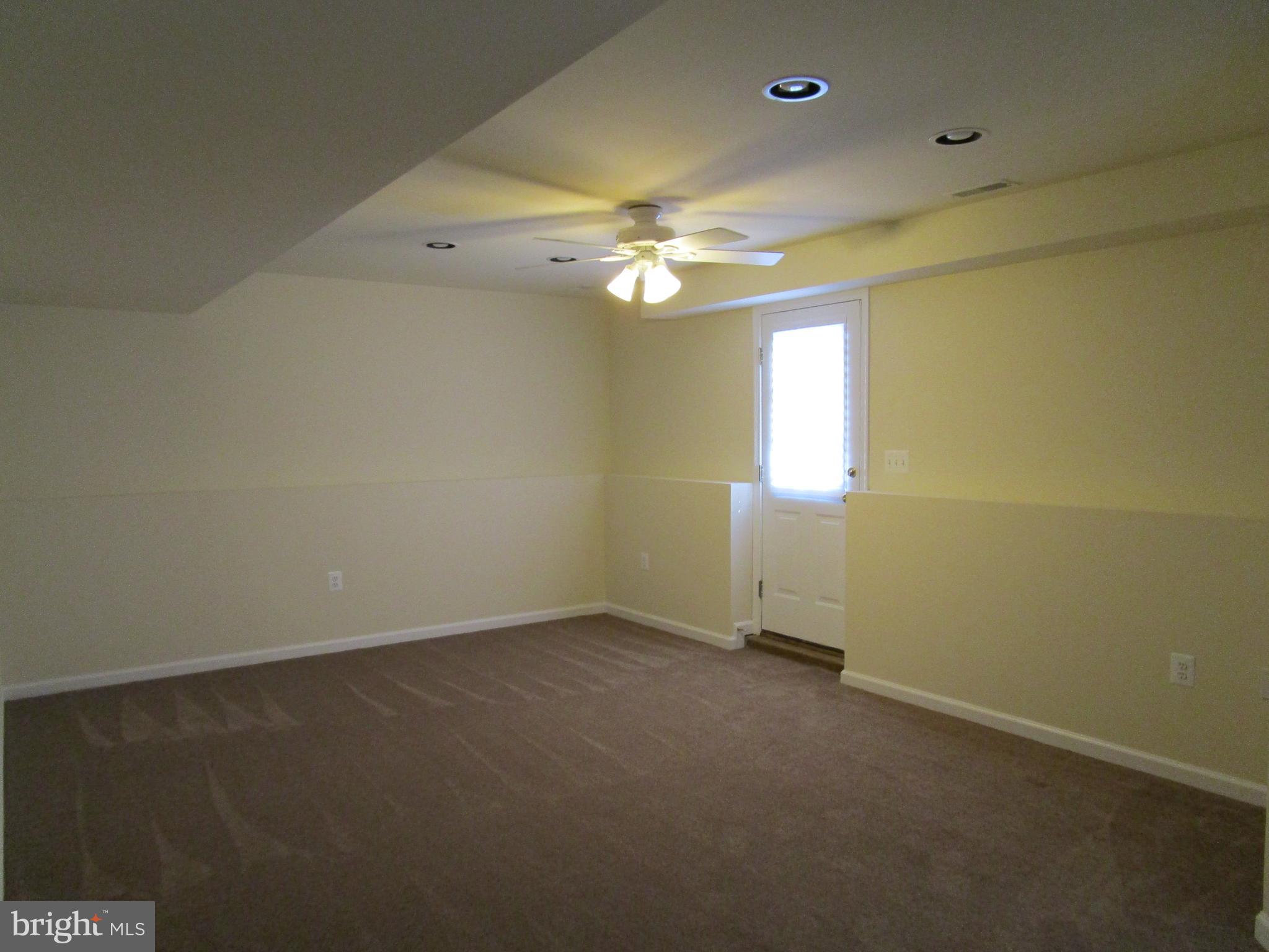 AUTUMN RIDGE - Residential Lease