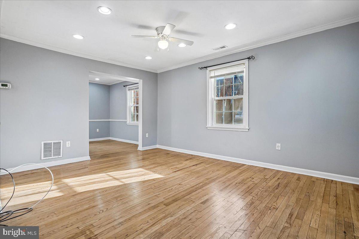 2015 38TH STREET SE B