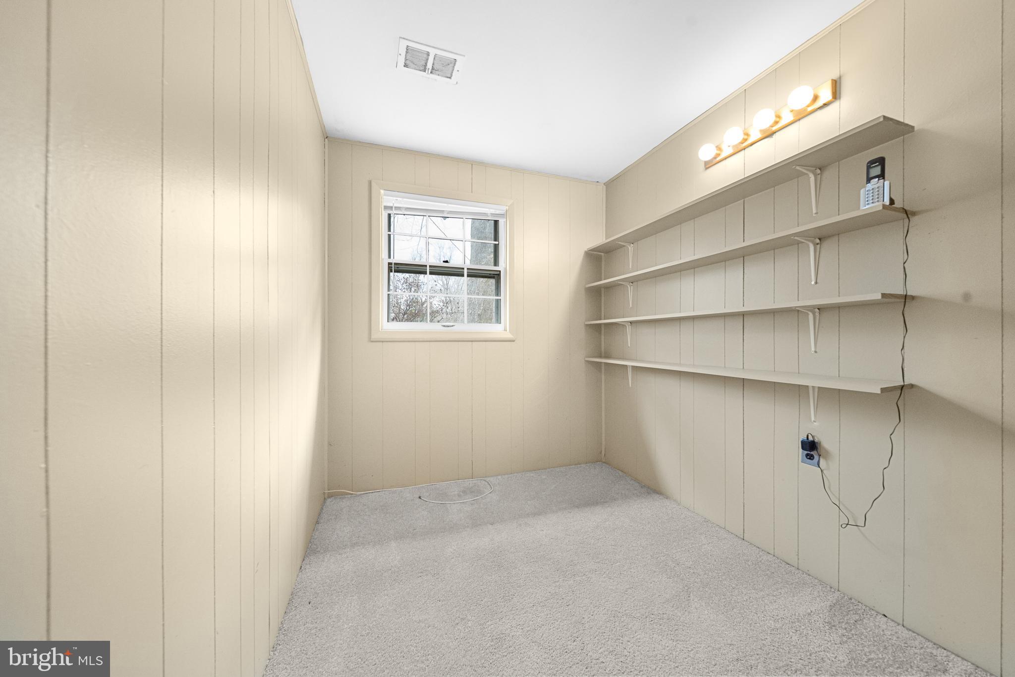 FAIRFAX VILLA - Residential