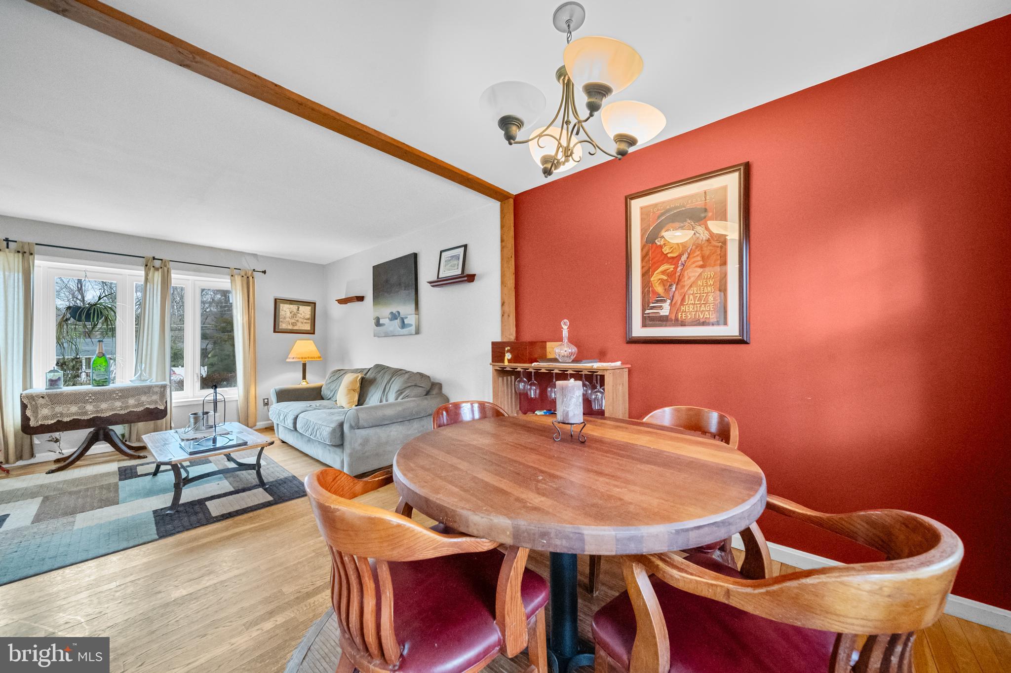 FAIRFAX VILLA - Residential