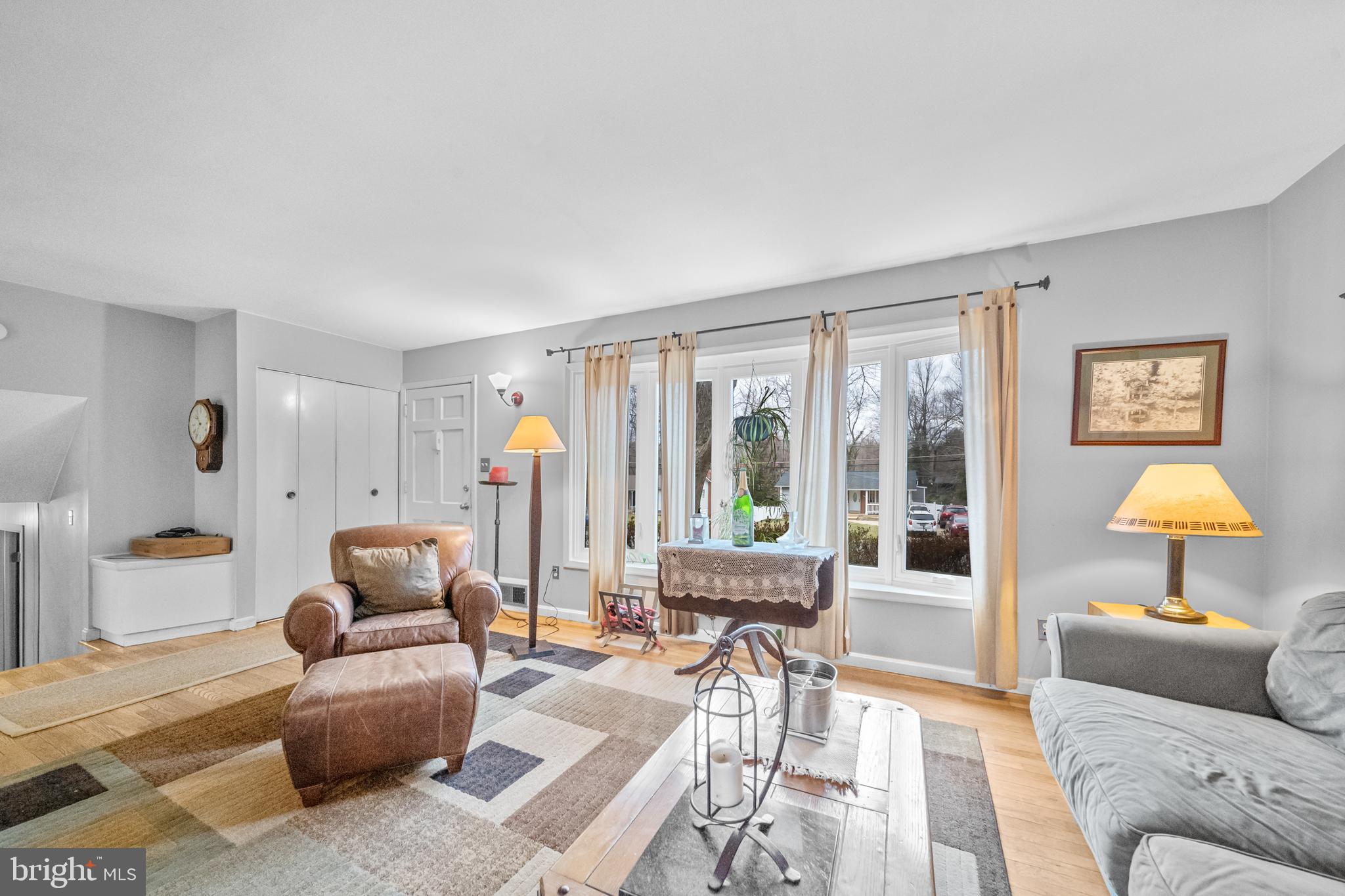 FAIRFAX VILLA - Residential