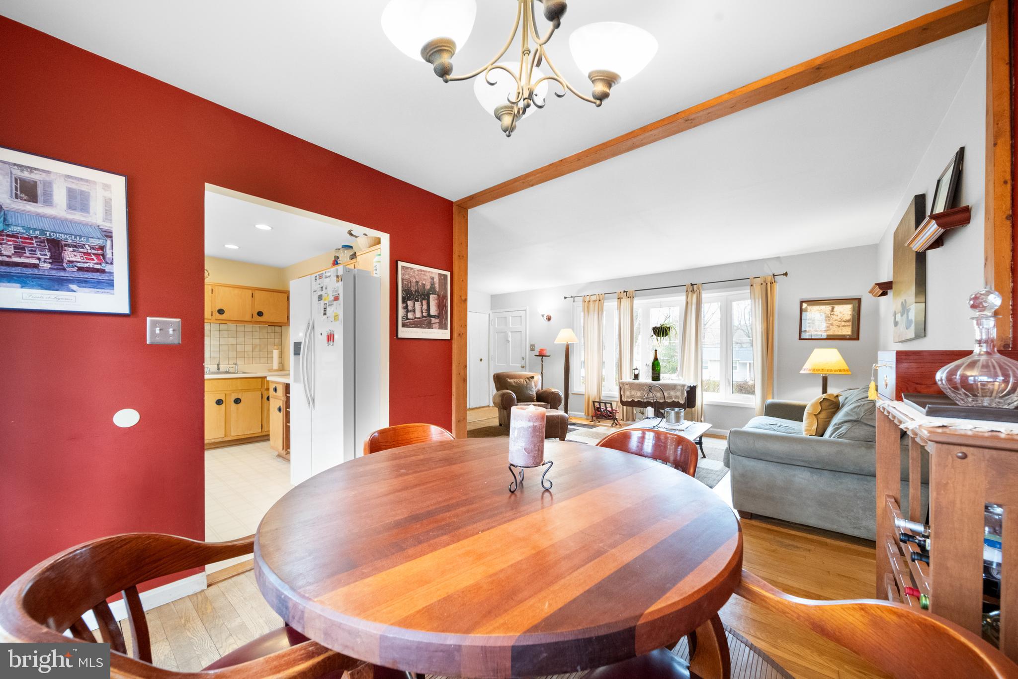 FAIRFAX VILLA - Residential