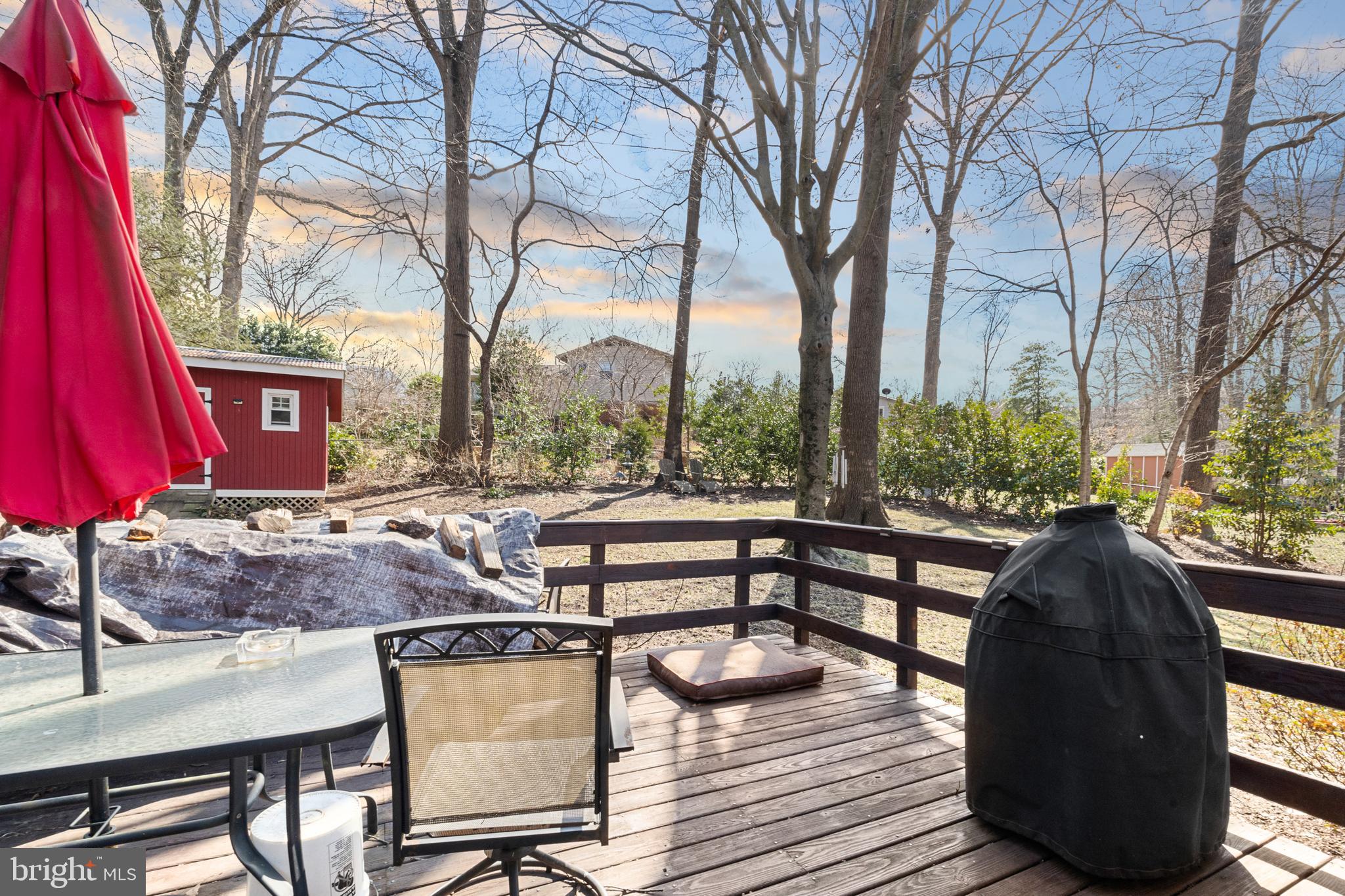 FAIRFAX VILLA - Residential