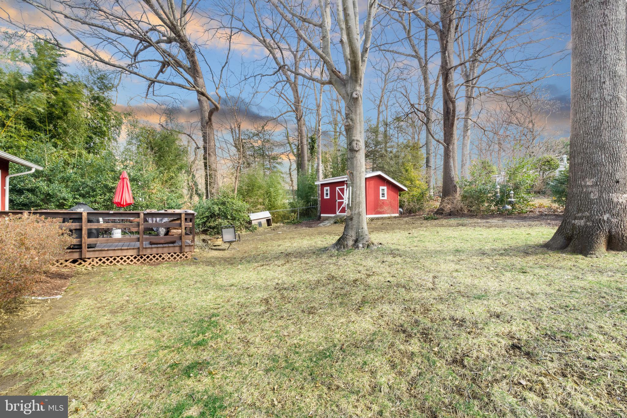 FAIRFAX VILLA - Residential