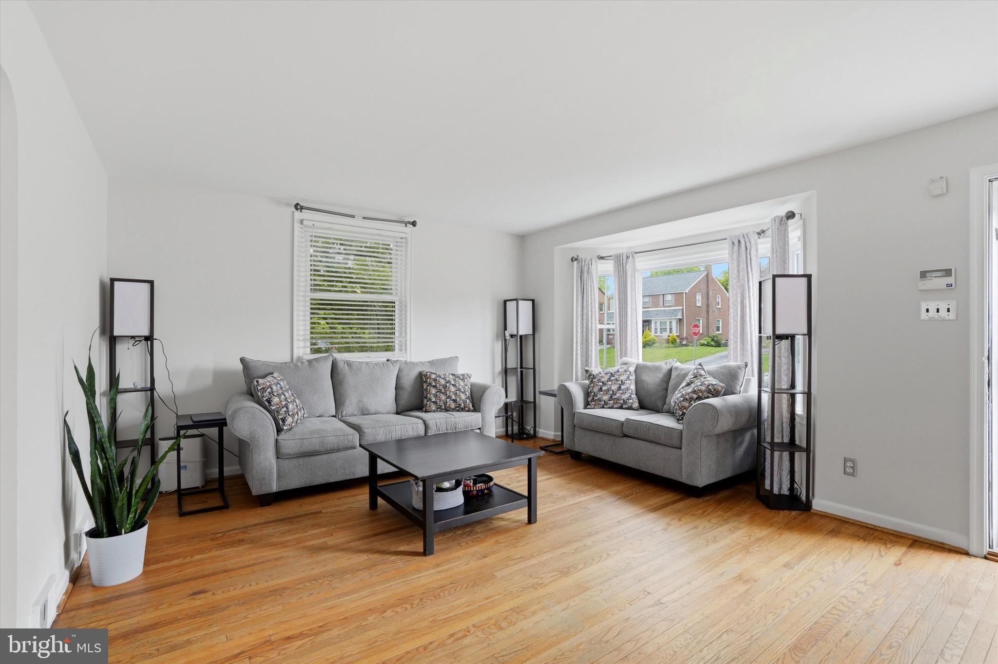 WOODMERE - Residential