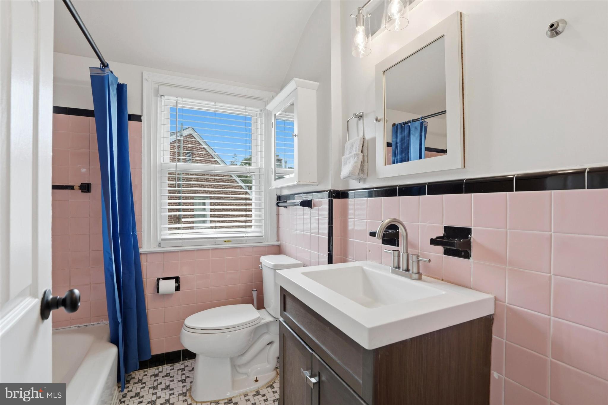 WOODMERE - Residential