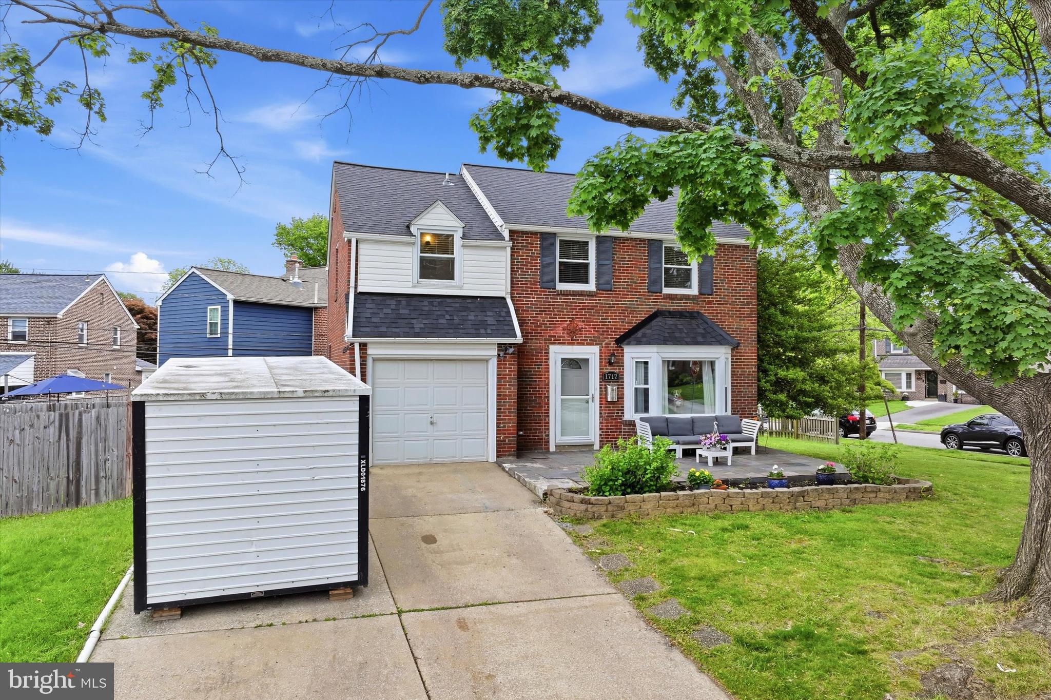 WOODMERE - Residential