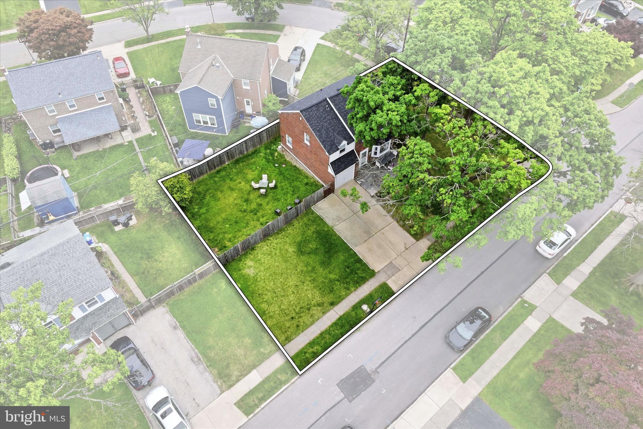 WOODMERE - Residential