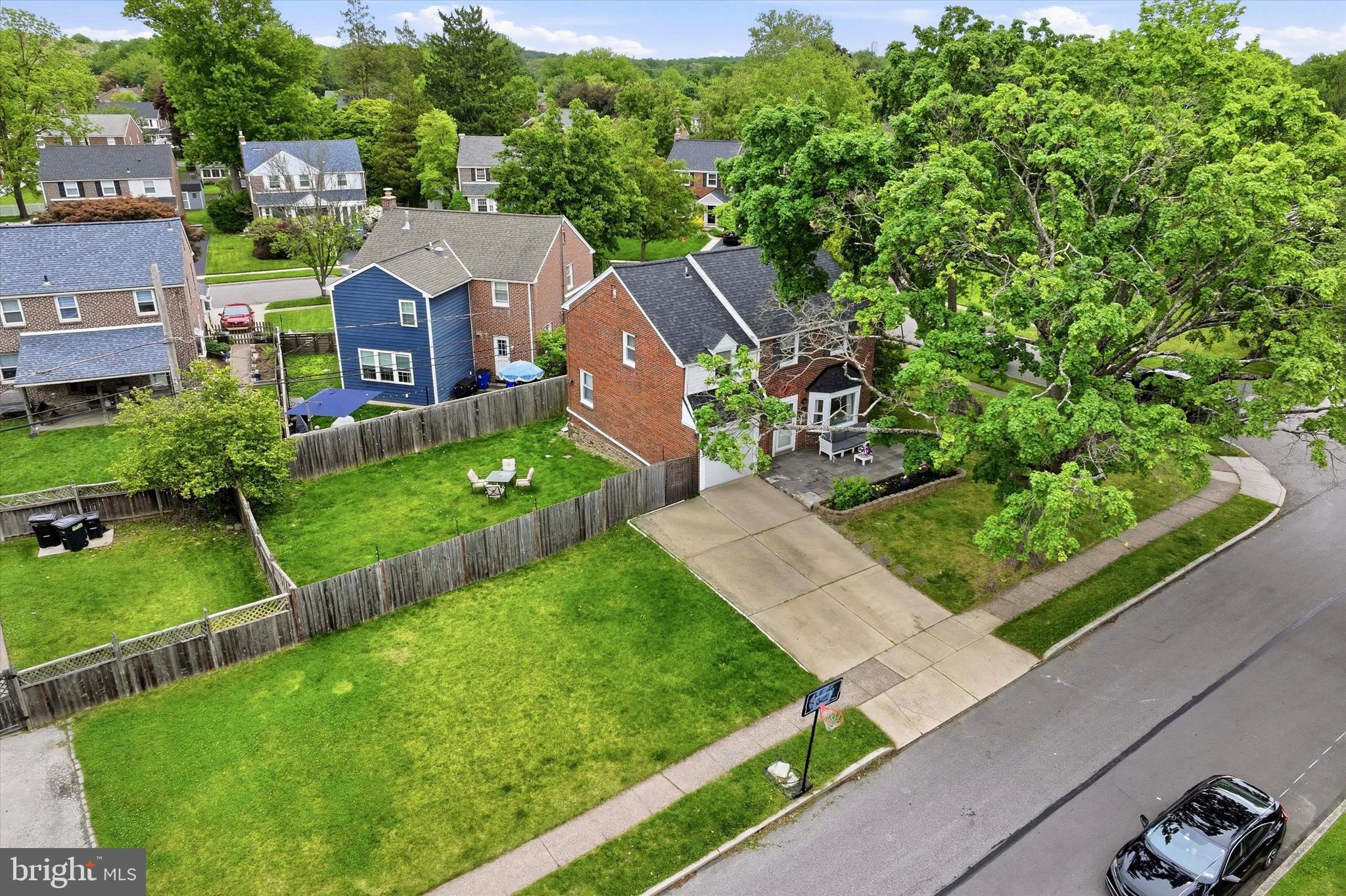 WOODMERE - Residential