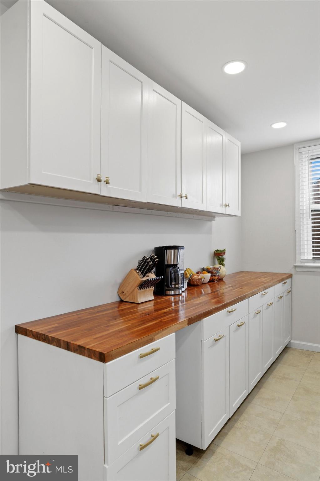 WOODMERE - Residential