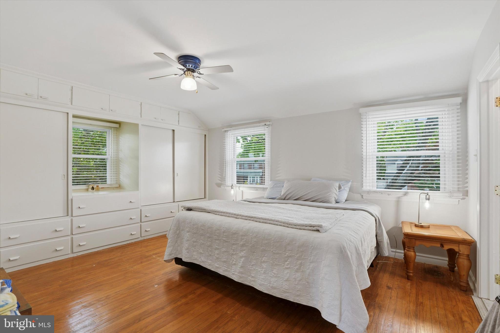 WOODMERE - Residential