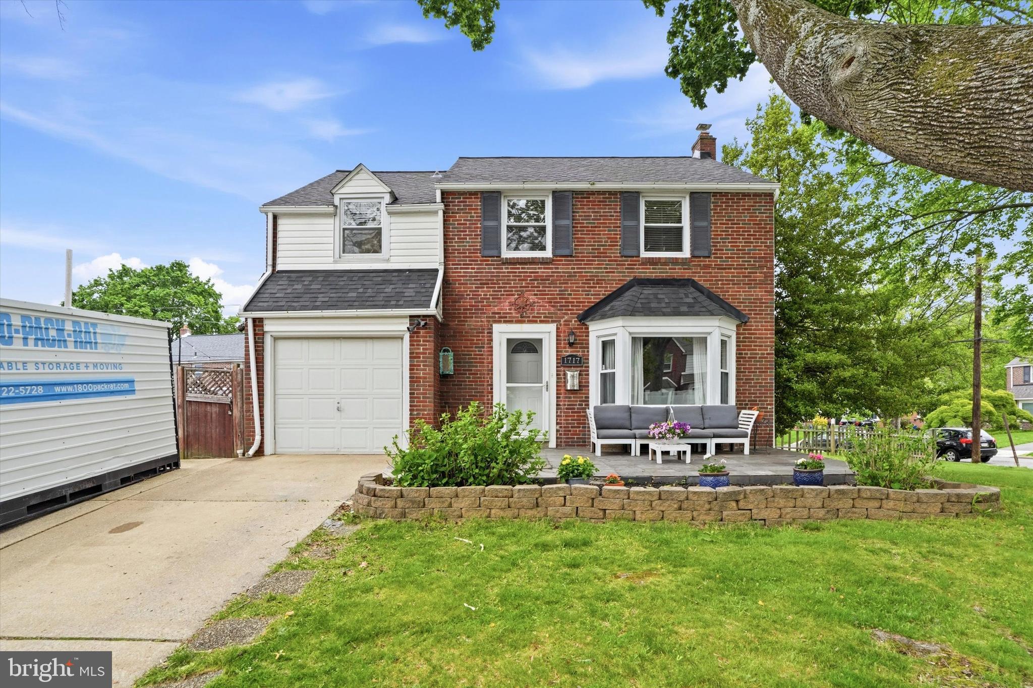 WOODMERE - Residential