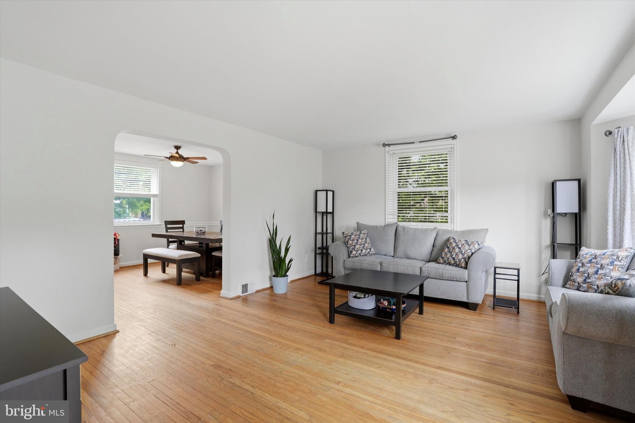 WOODMERE - Residential