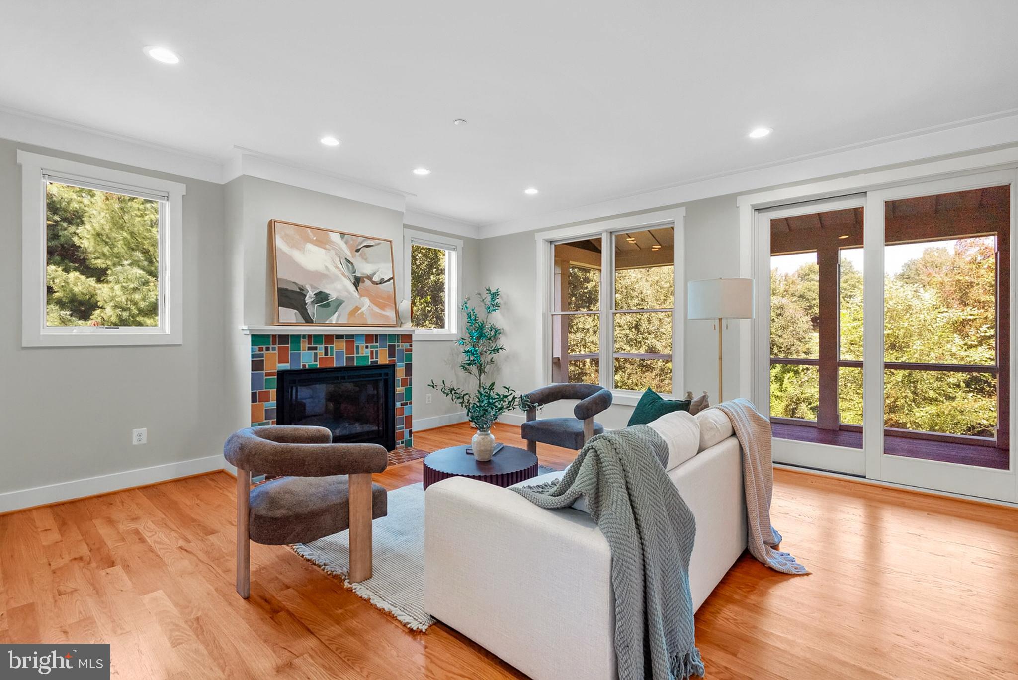 ALLNUTT FARMS ESTATES - Residential