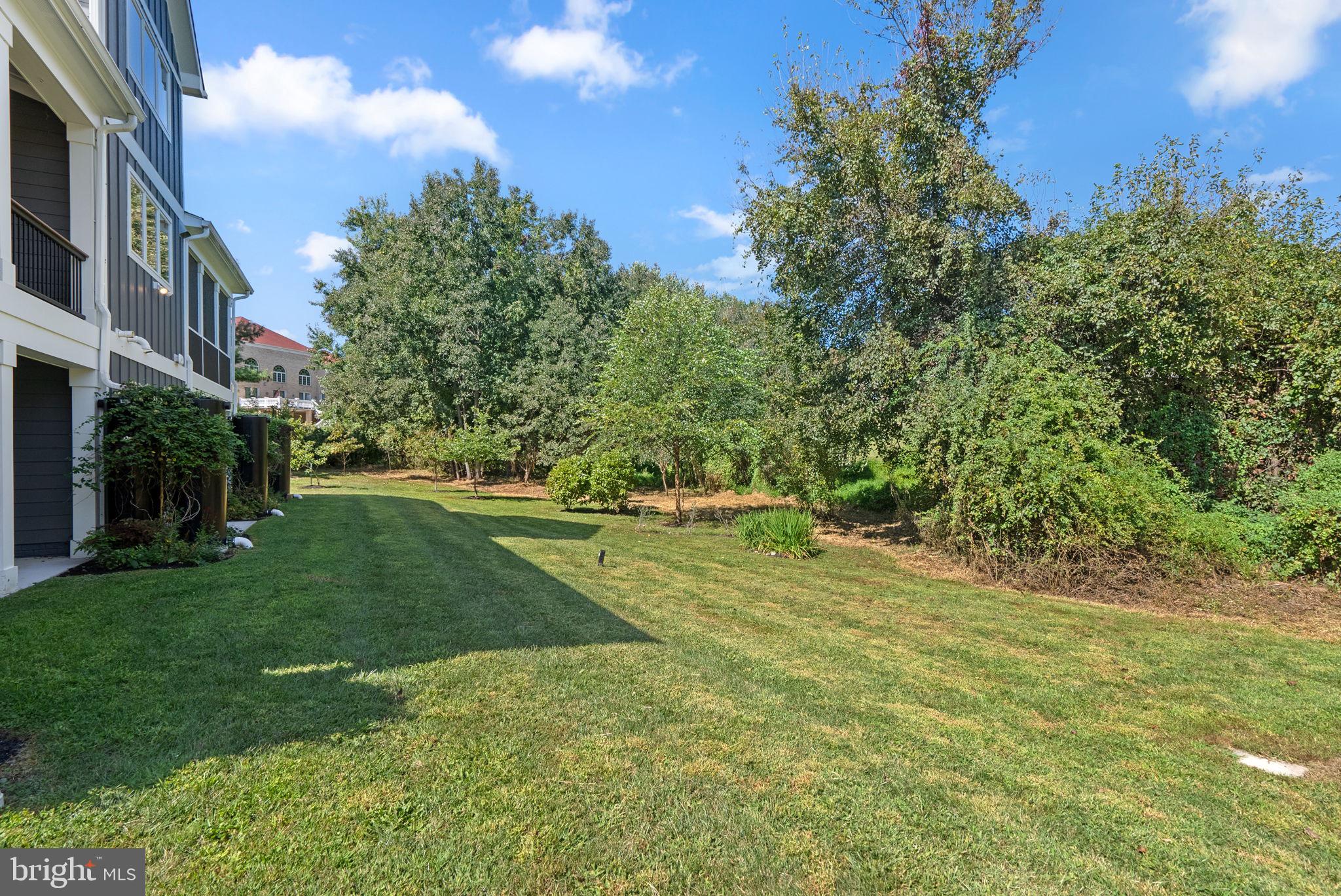 ALLNUTT FARMS ESTATES - Residential