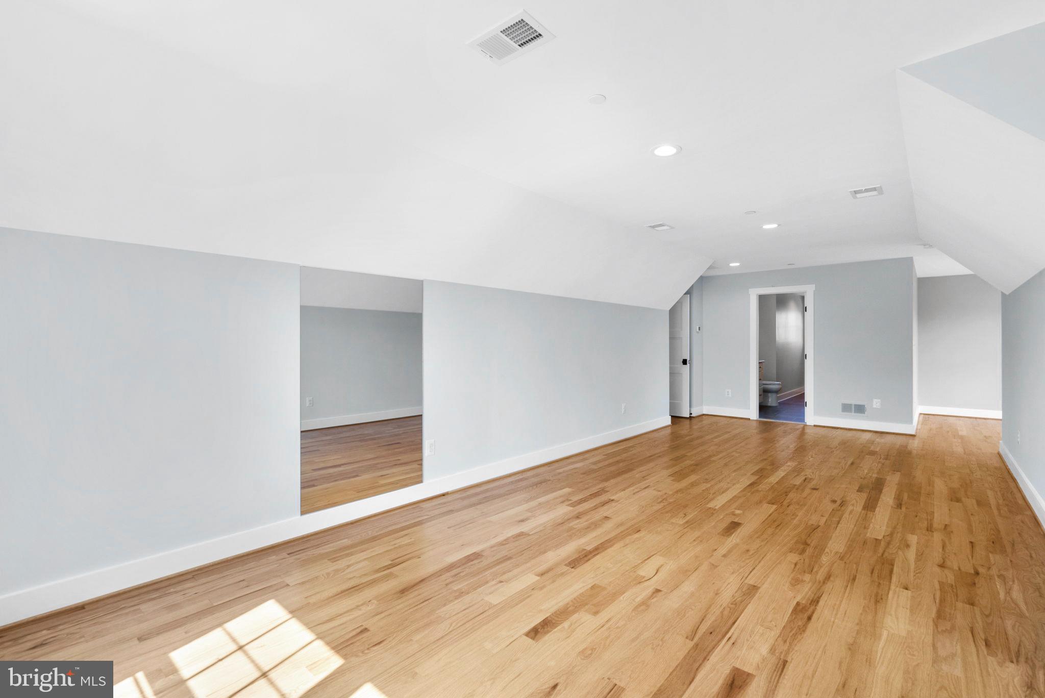 ALLNUTT FARMS ESTATES - Residential