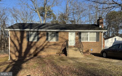 Photo of 7808 Sarakal Road, CLINTON, MD 20735 (MLS # MDPG2189178)