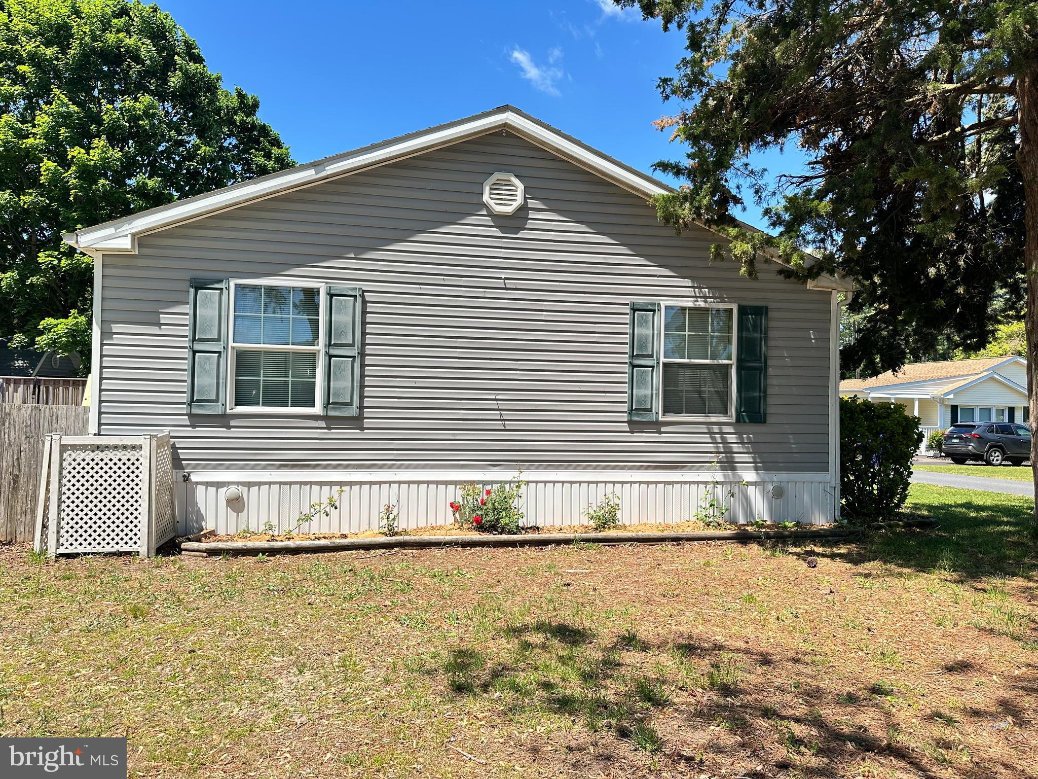 WHITE HOUSE BEACH - Residential