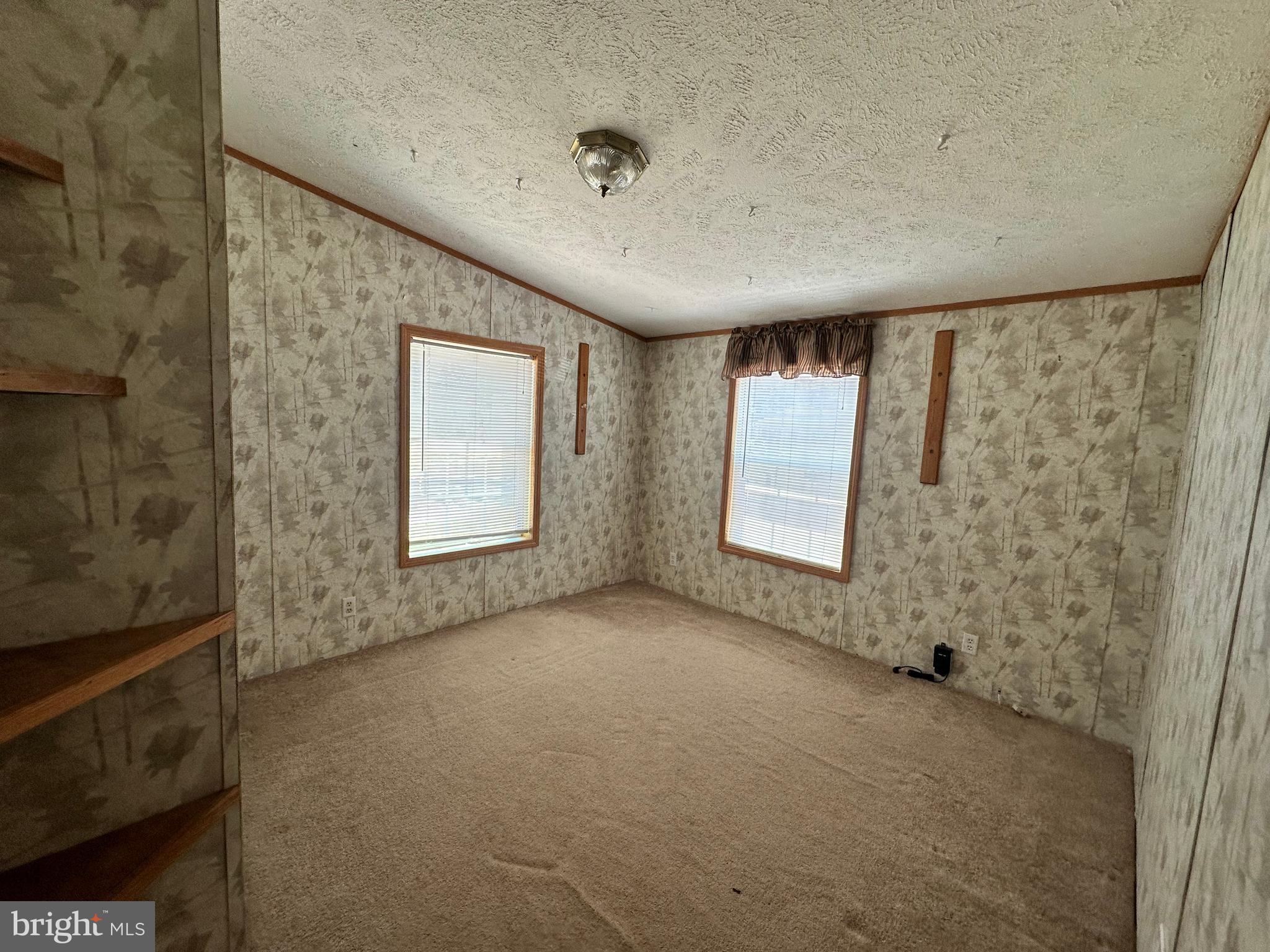 WHITE HOUSE BEACH - Residential