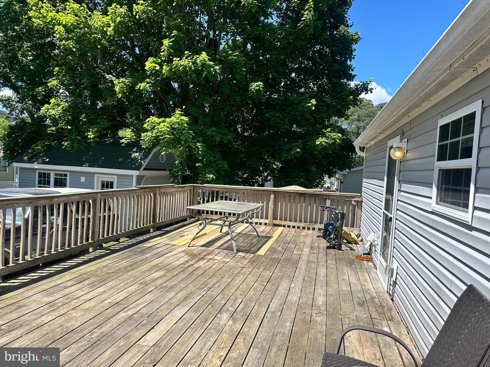 WHITE HOUSE BEACH - Residential