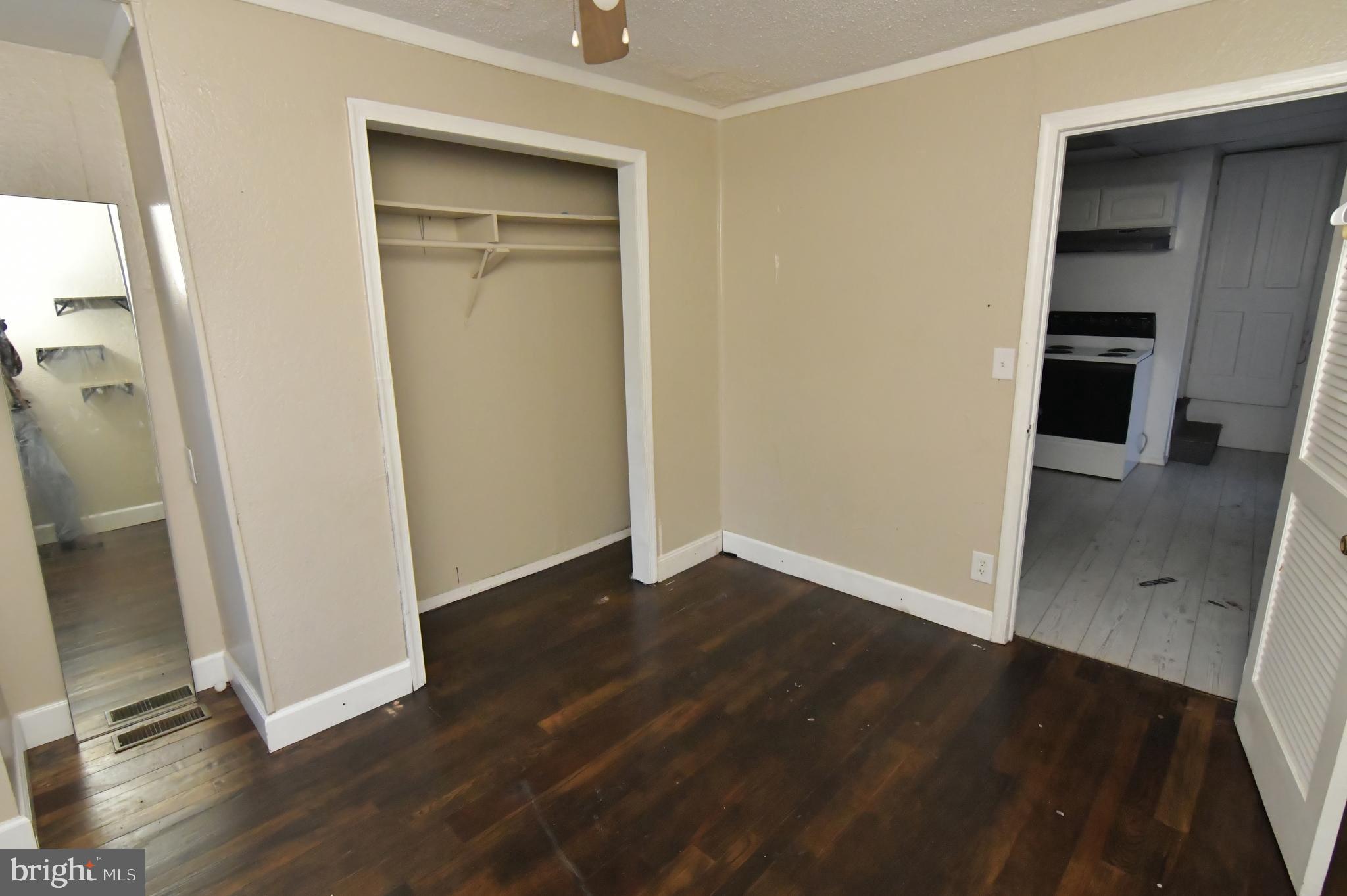 MARTINSBURG CITY - Residential