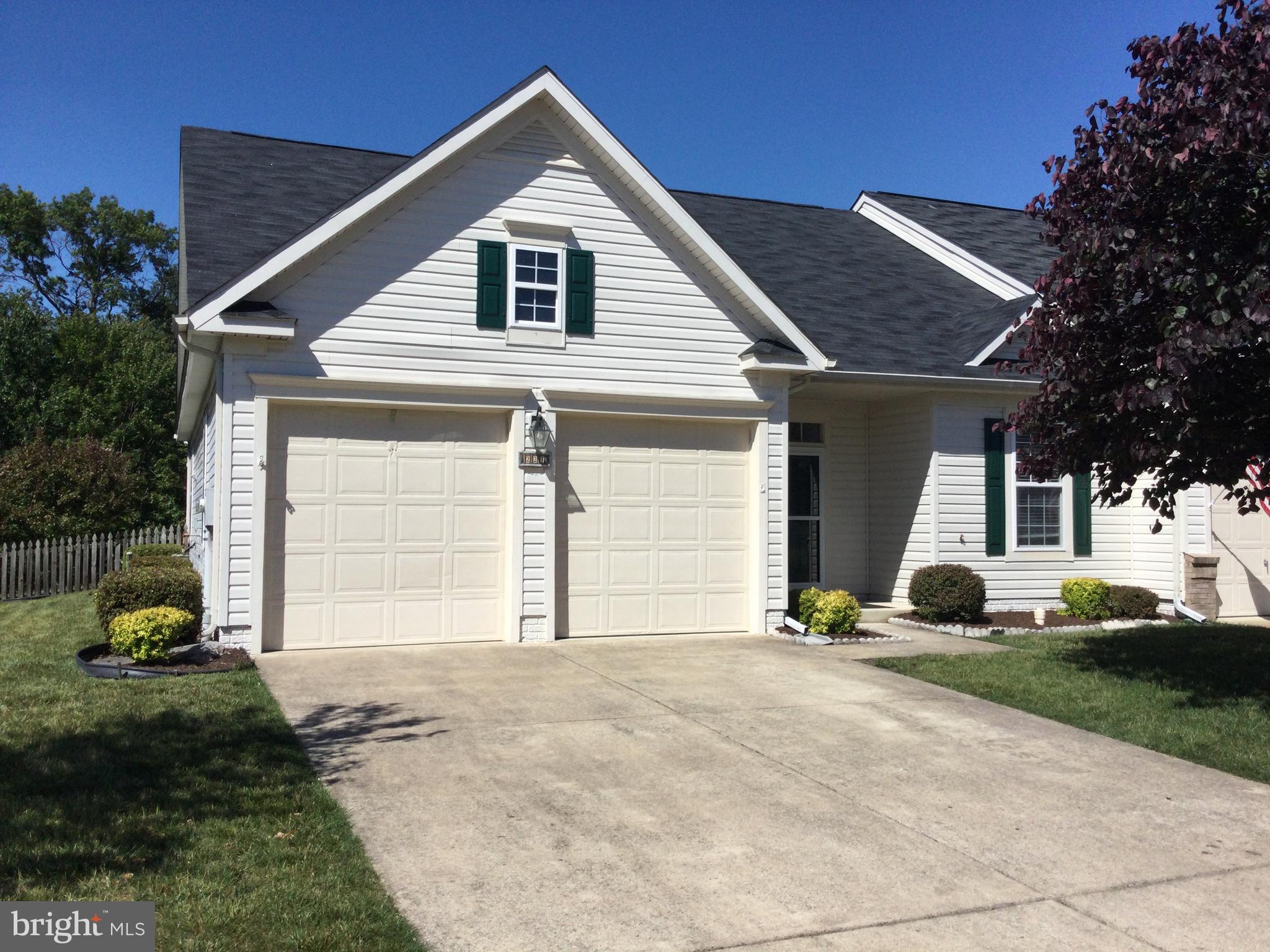 AUTUMN GLEN - Residential Lease