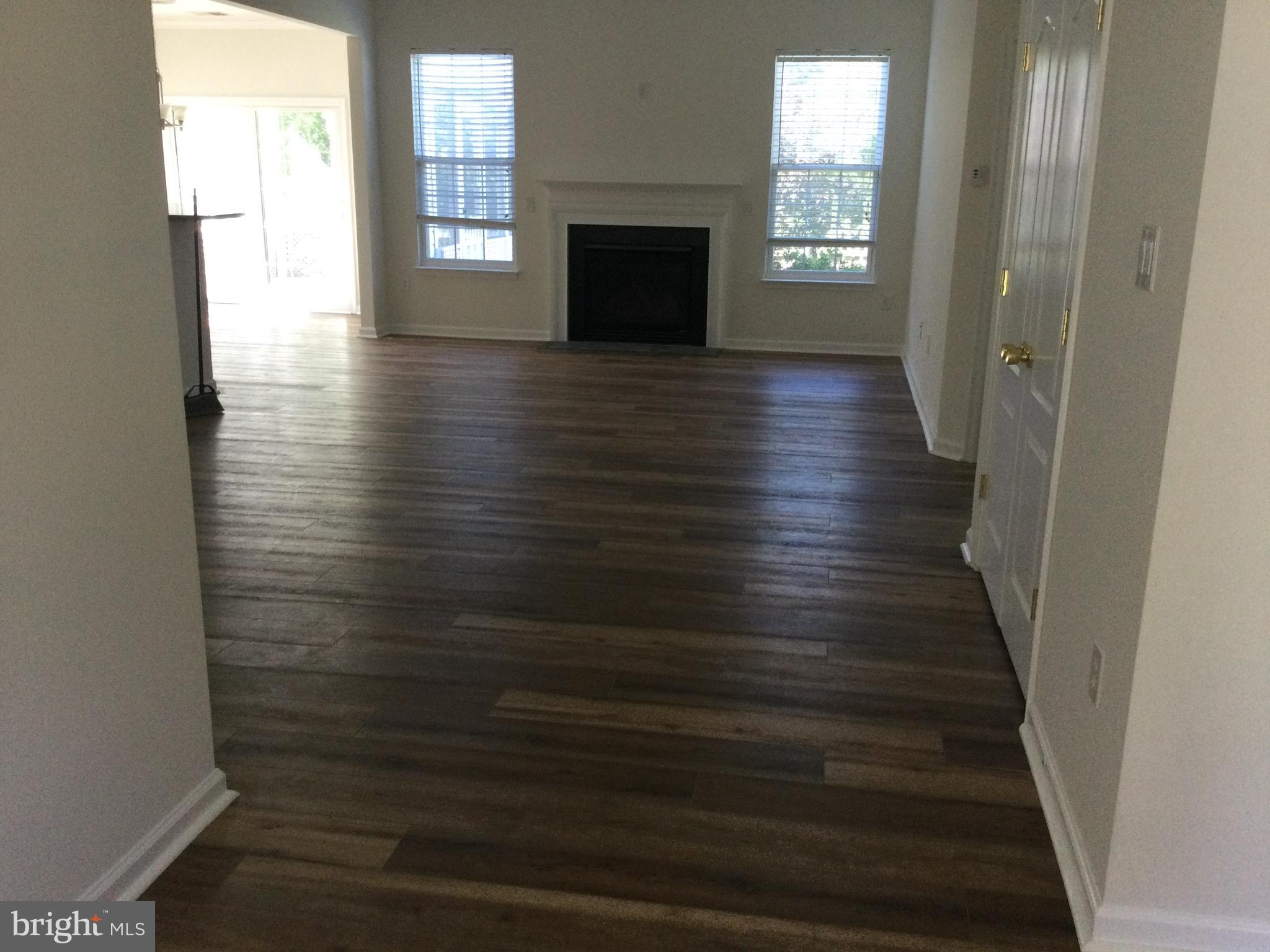 AUTUMN GLEN - Residential Lease