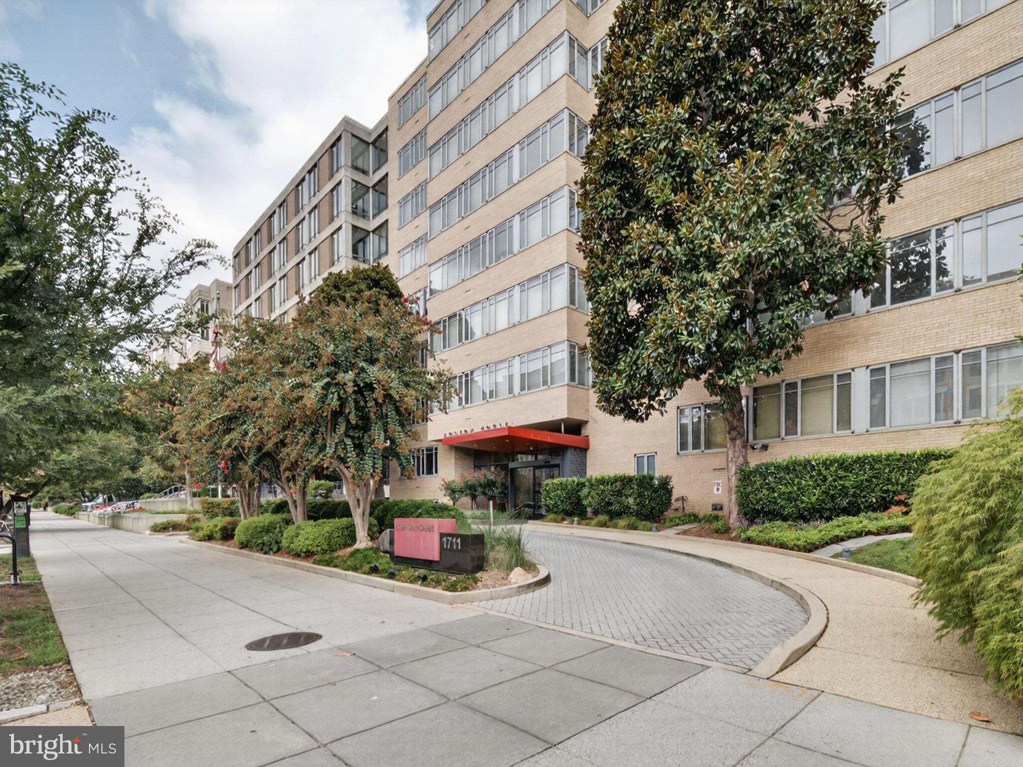 1711 MASSACHUSETTS AVENUE NW 228