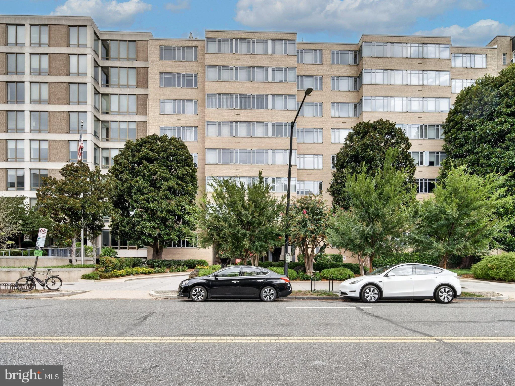 1711 Massachusetts Avenue NW Unit 228