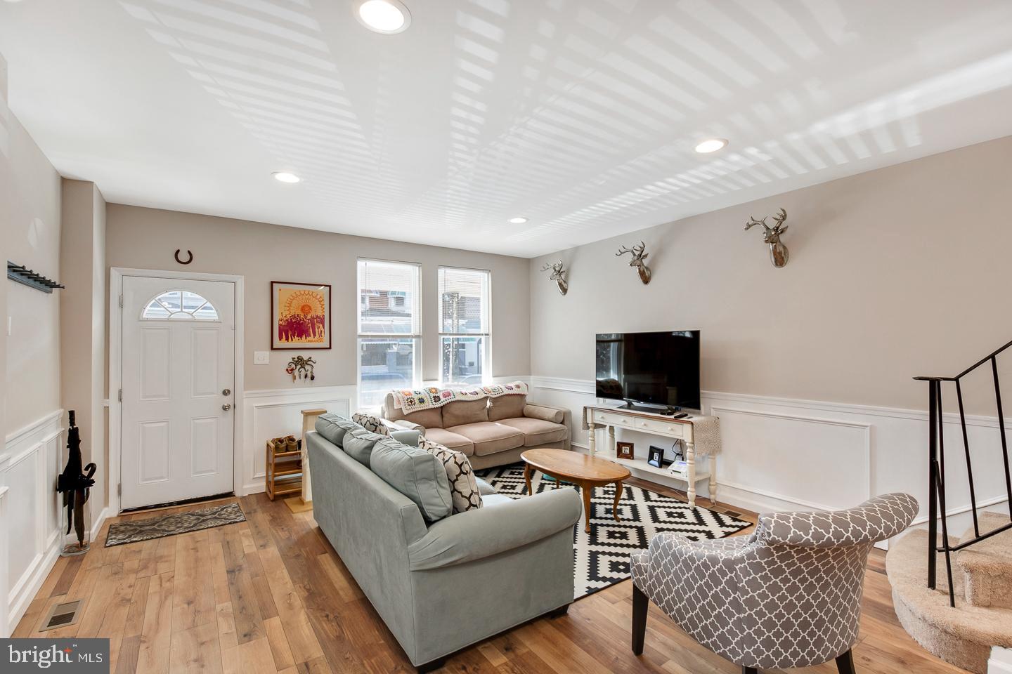 WALNUT HILL - Residential