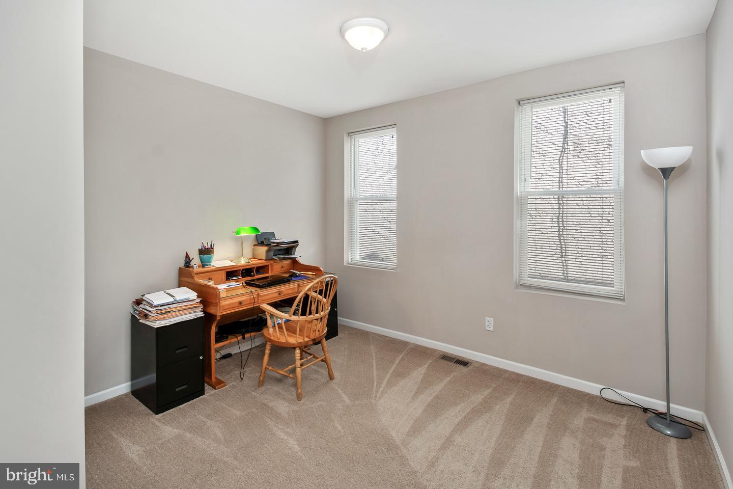 WALNUT HILL - Residential