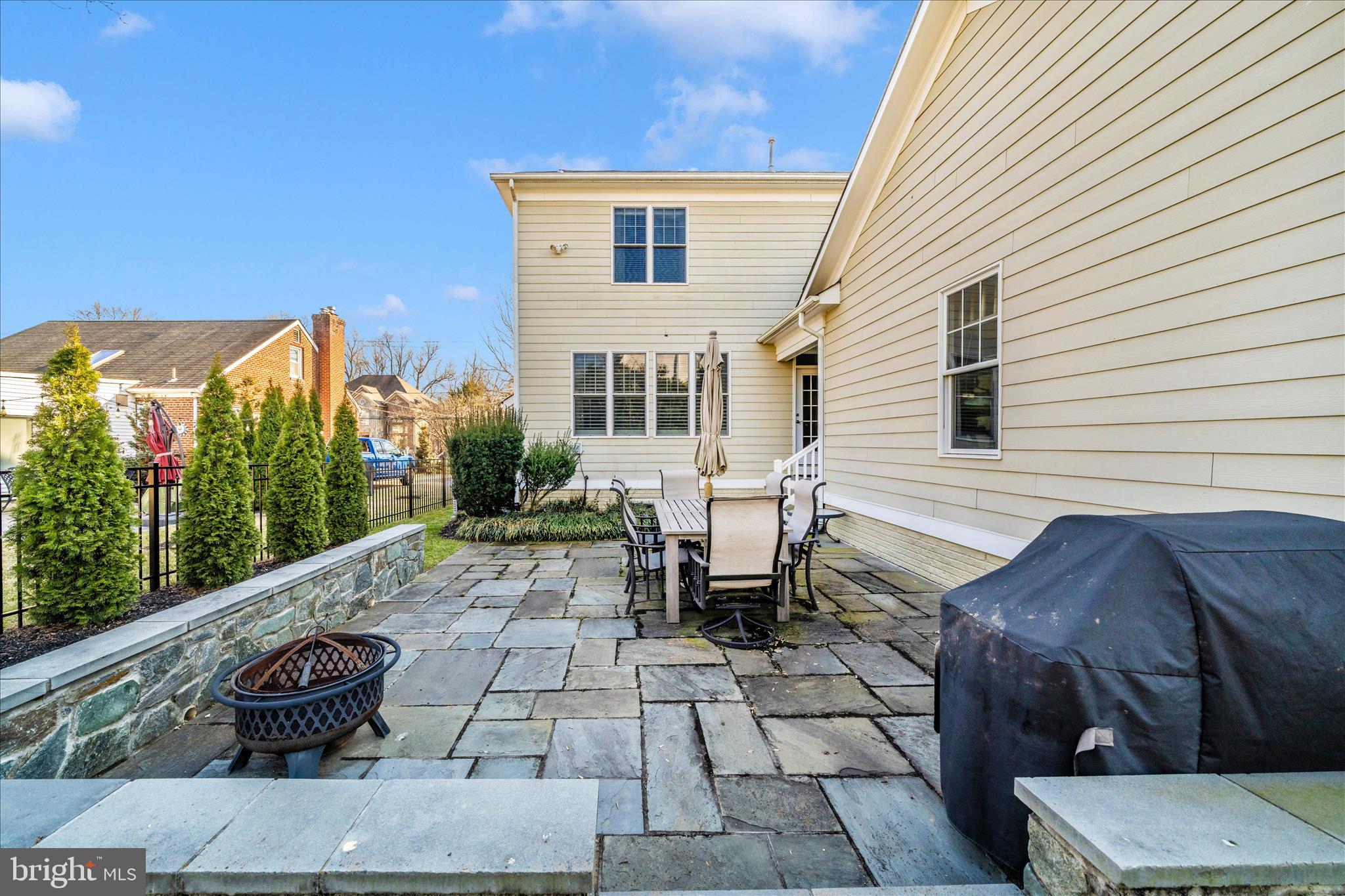 LONE OAK - Residential