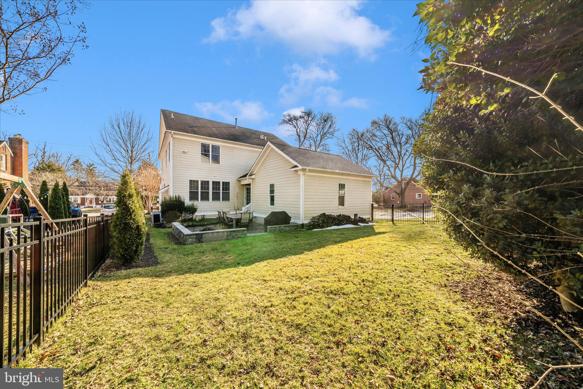 LONE OAK - Residential