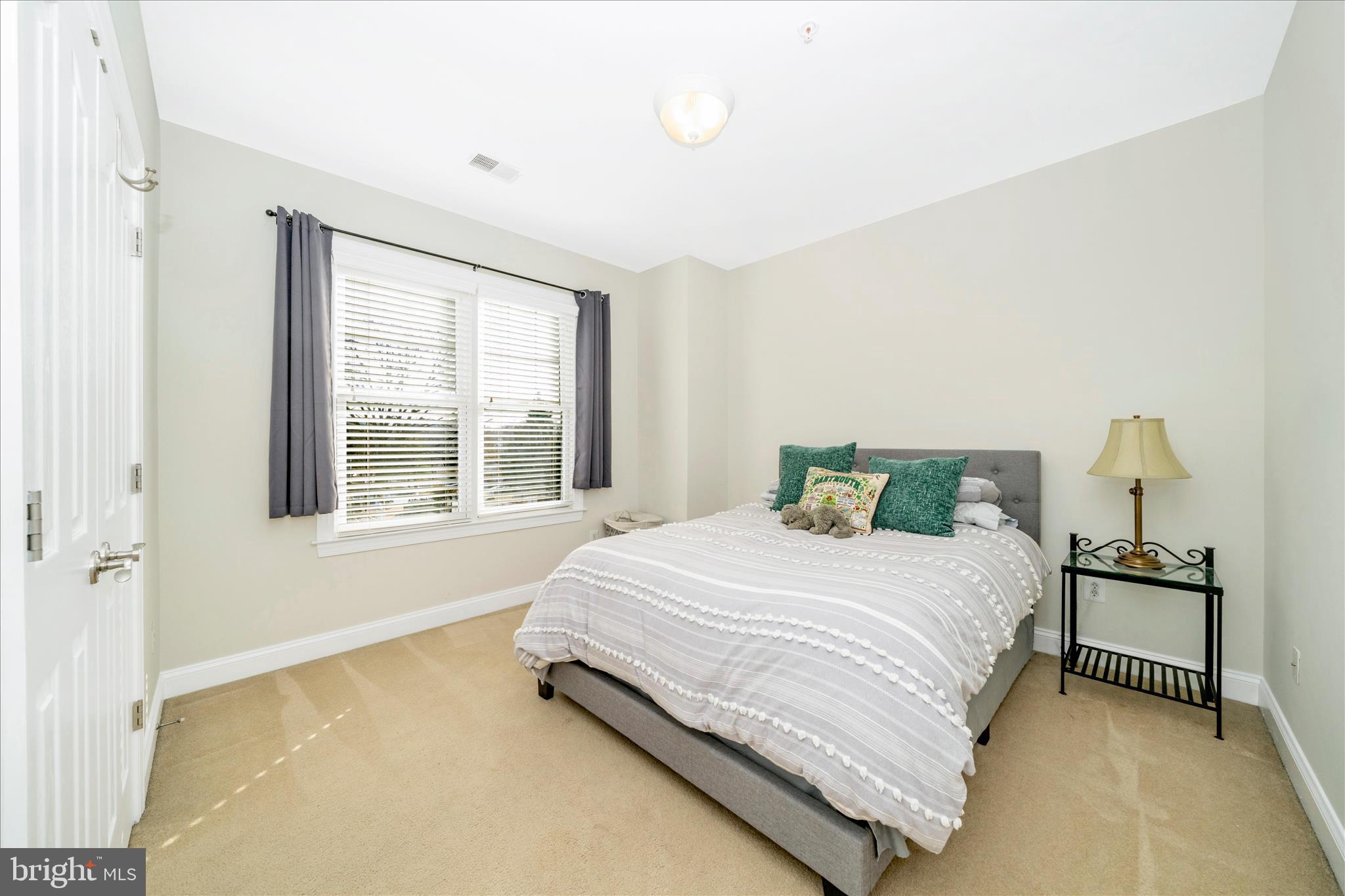 LONE OAK - Residential