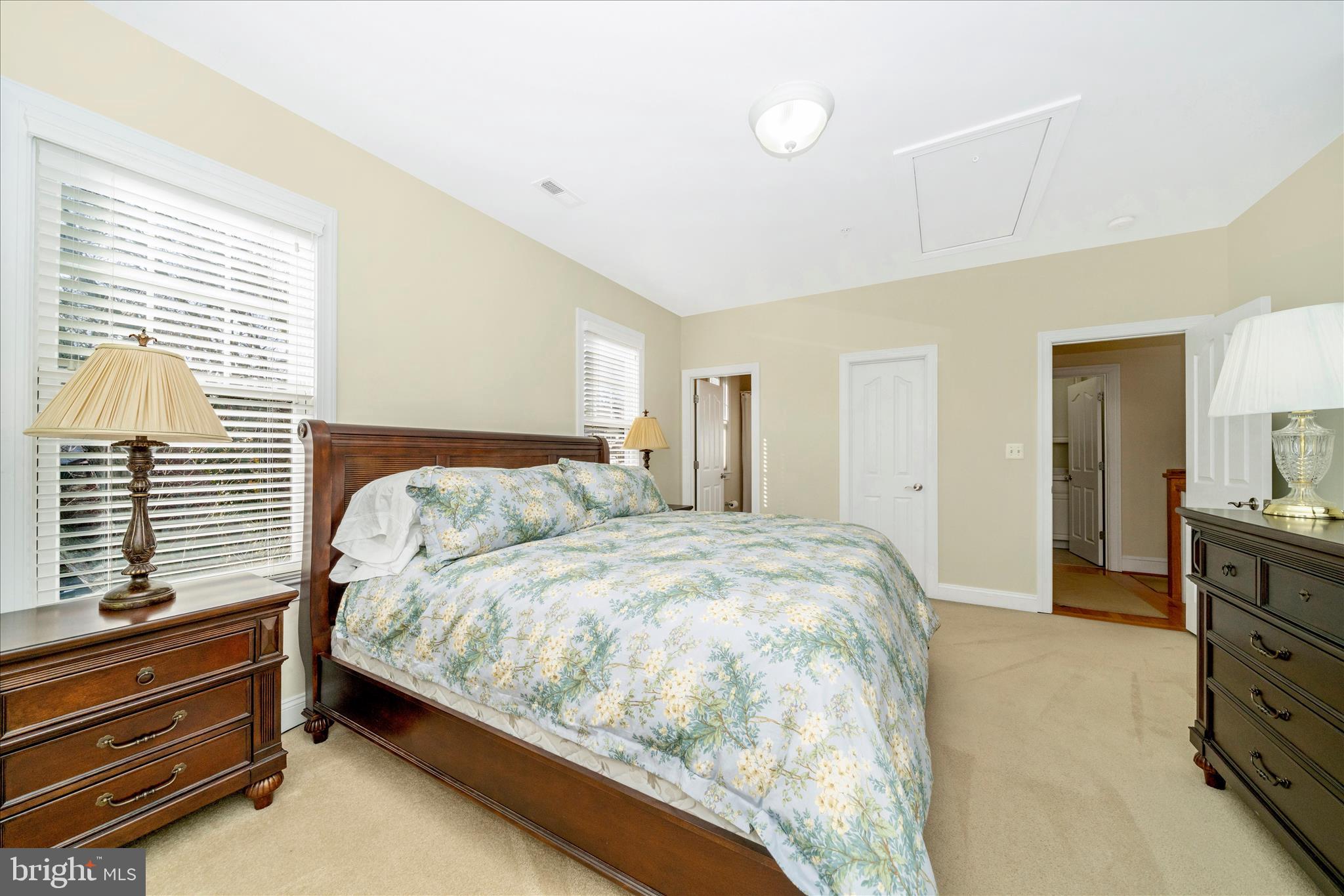 LONE OAK - Residential