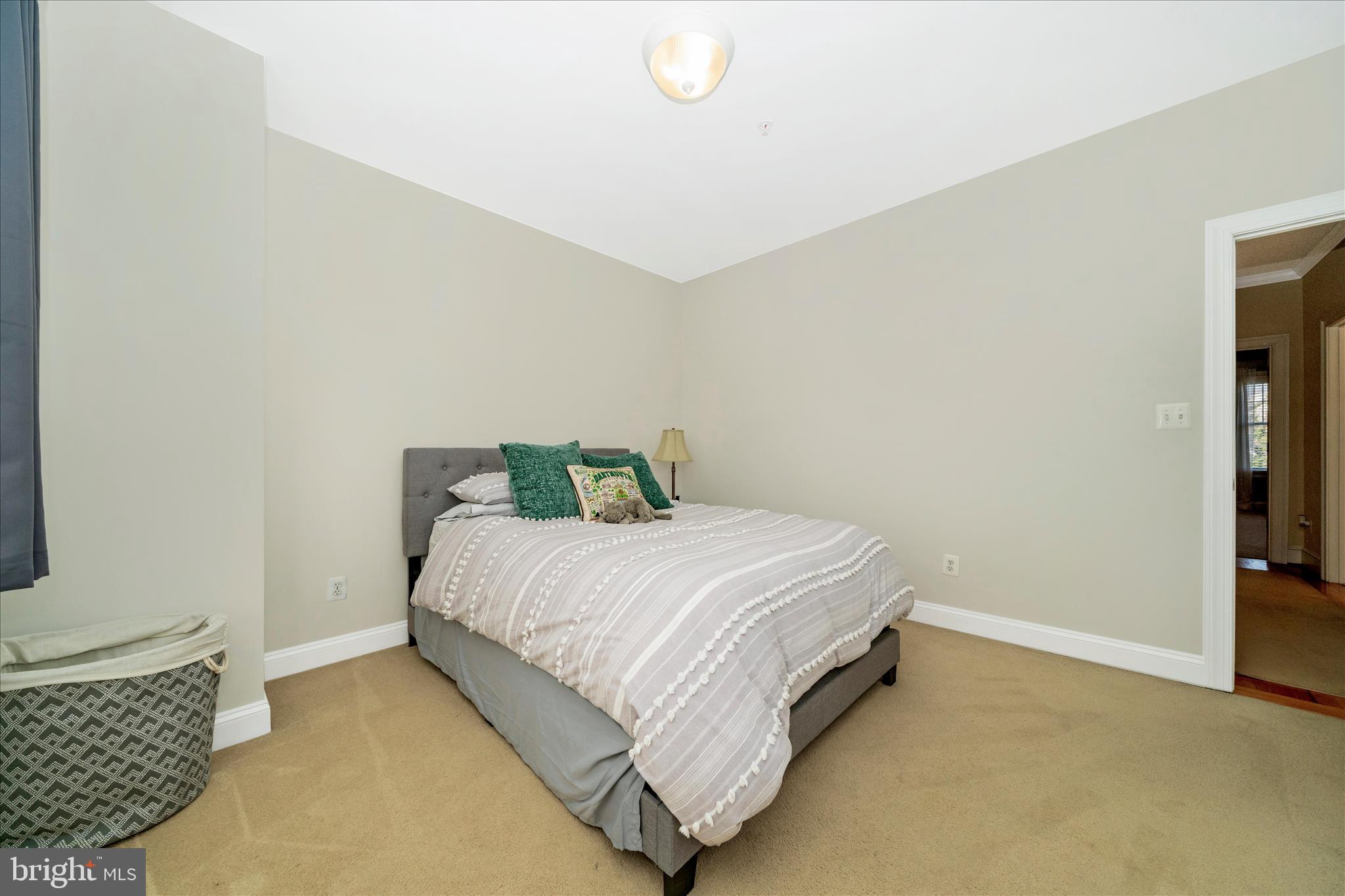 LONE OAK - Residential