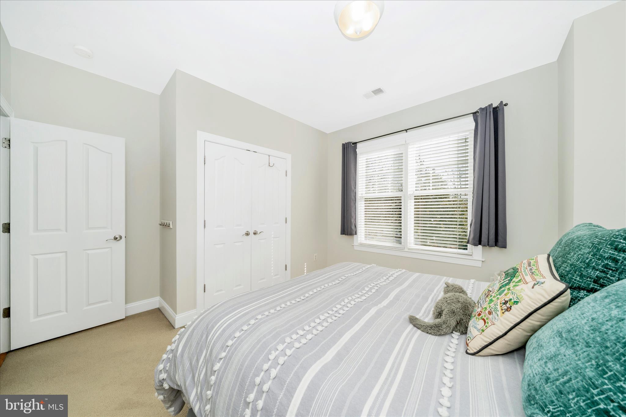 LONE OAK - Residential